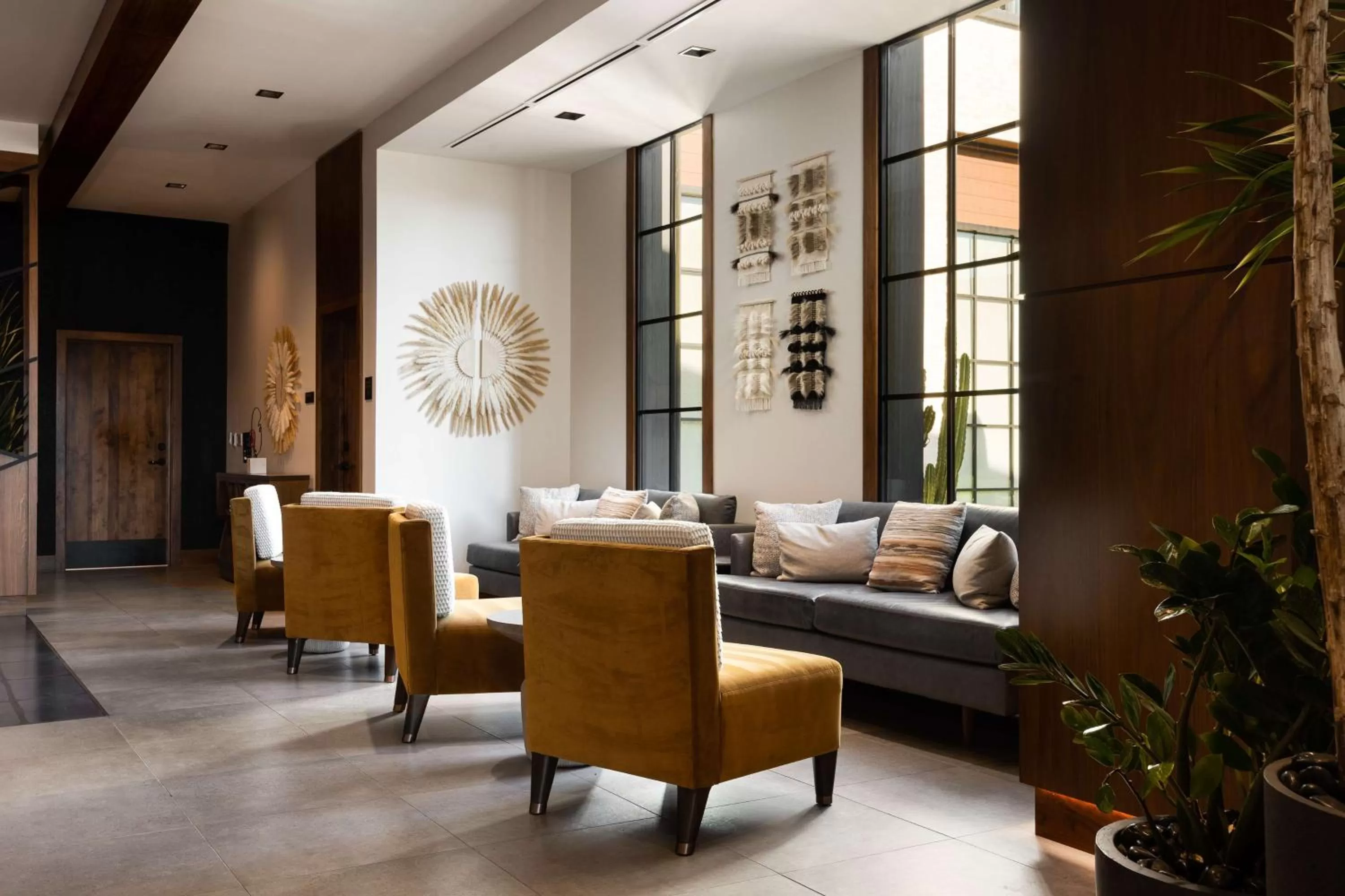 Lobby or reception in Senna House Hotel Scottsdale, Curio Collection By Hilton
