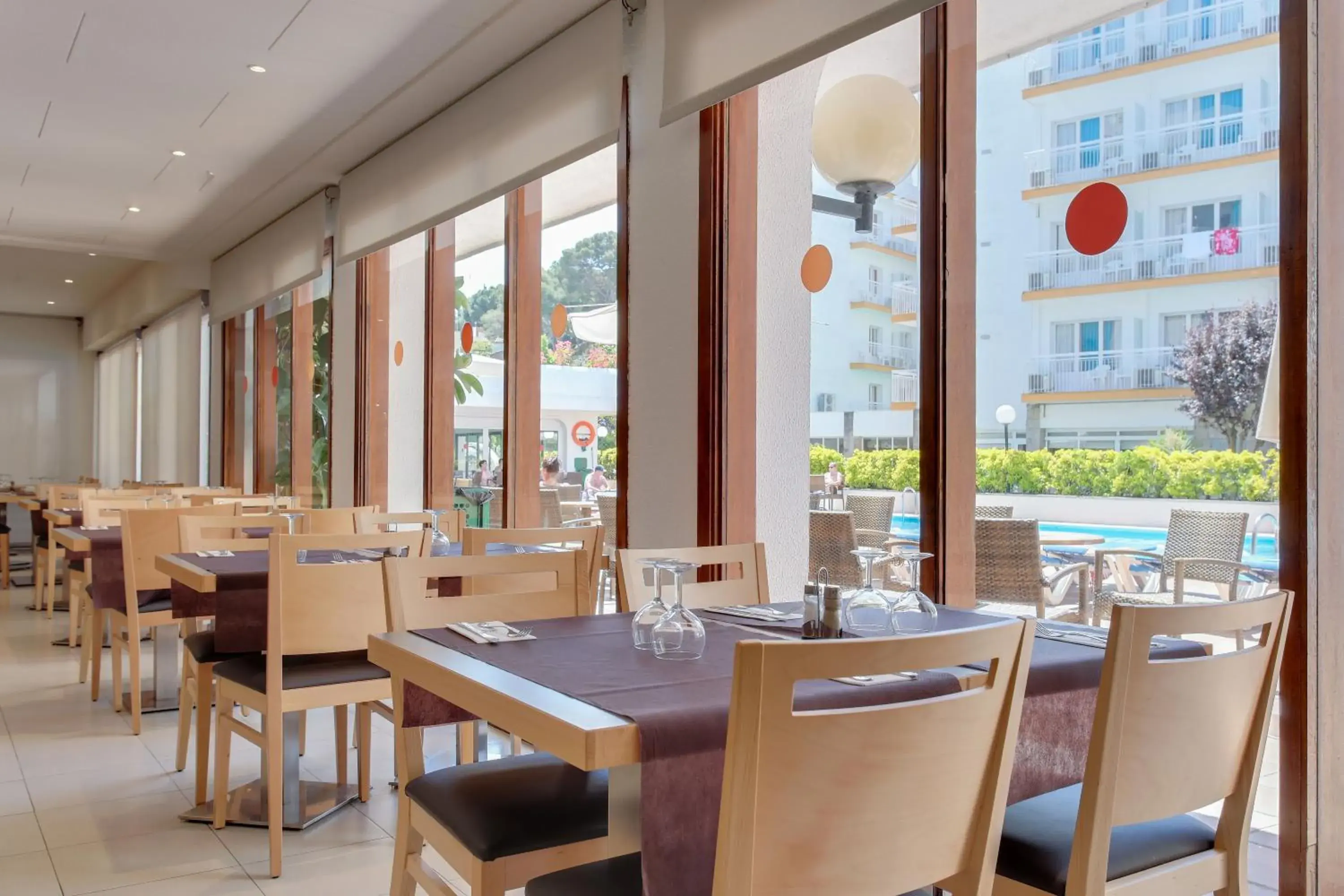 Restaurant/Places to Eat in Garbi Park Lloret Hotel