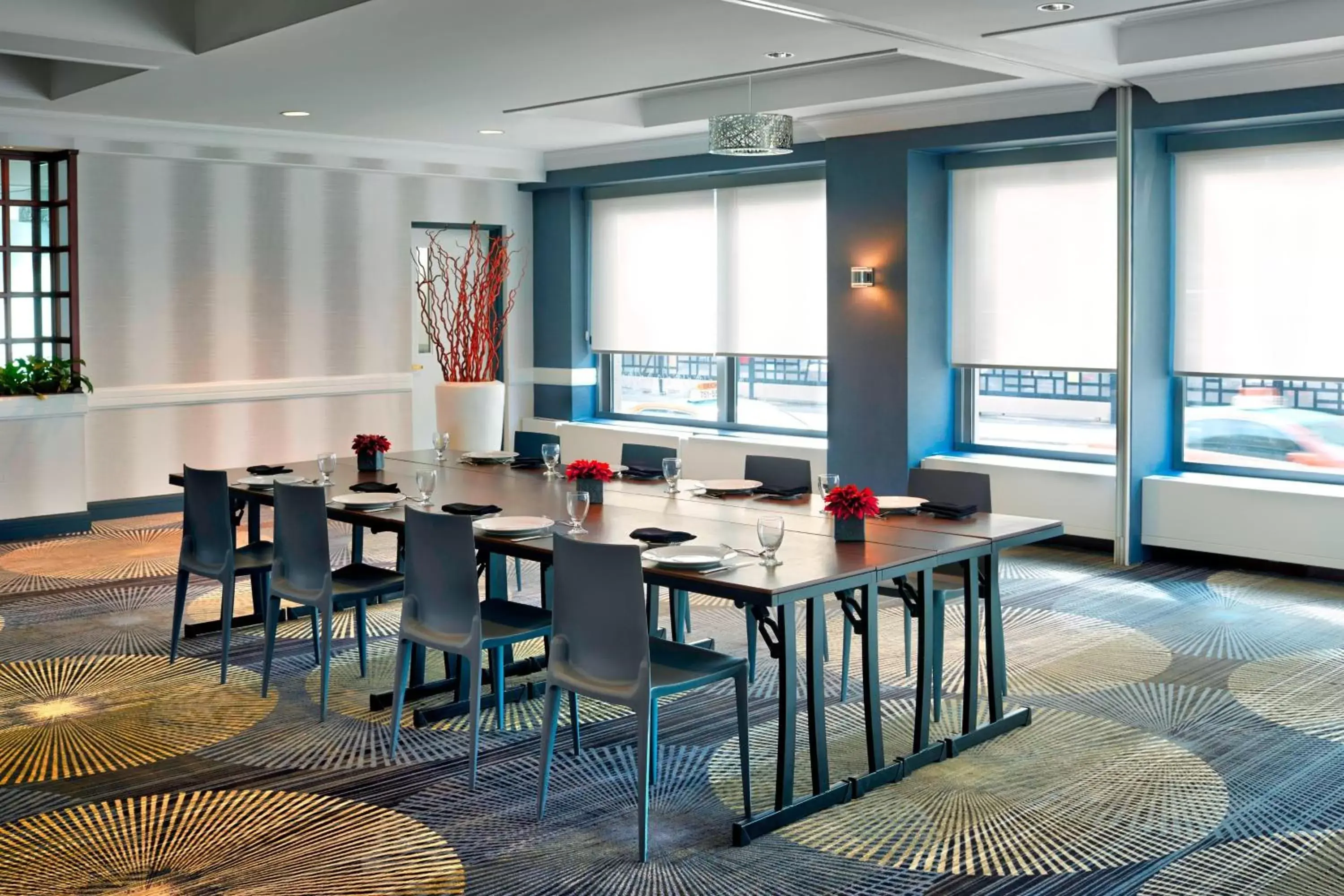 Meeting/conference room in Courtyard by Marriott Toronto Downtown