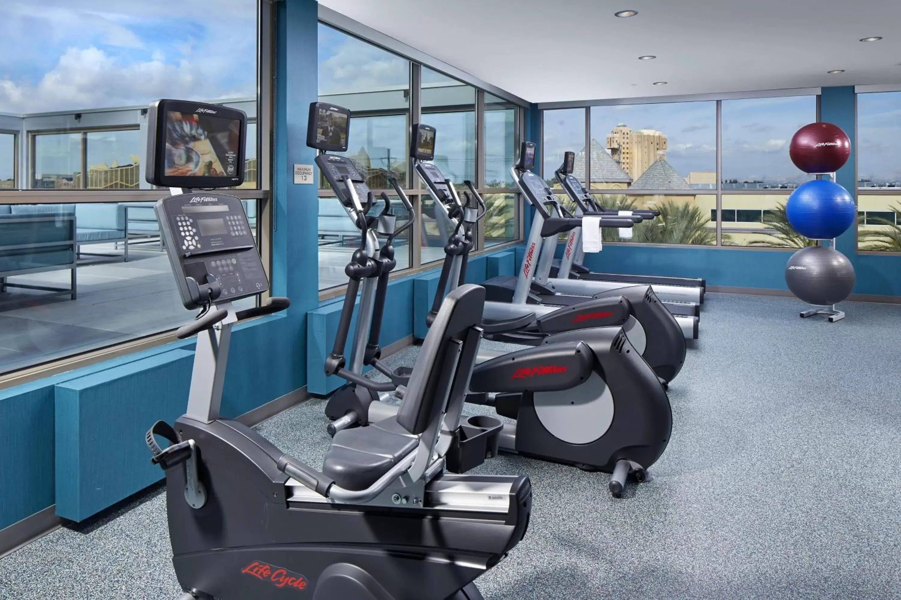 Fitness centre/facilities, Fitness Center/Facilities in SpringHill Suites by Marriott at Anaheim Resort Area/Convention Center