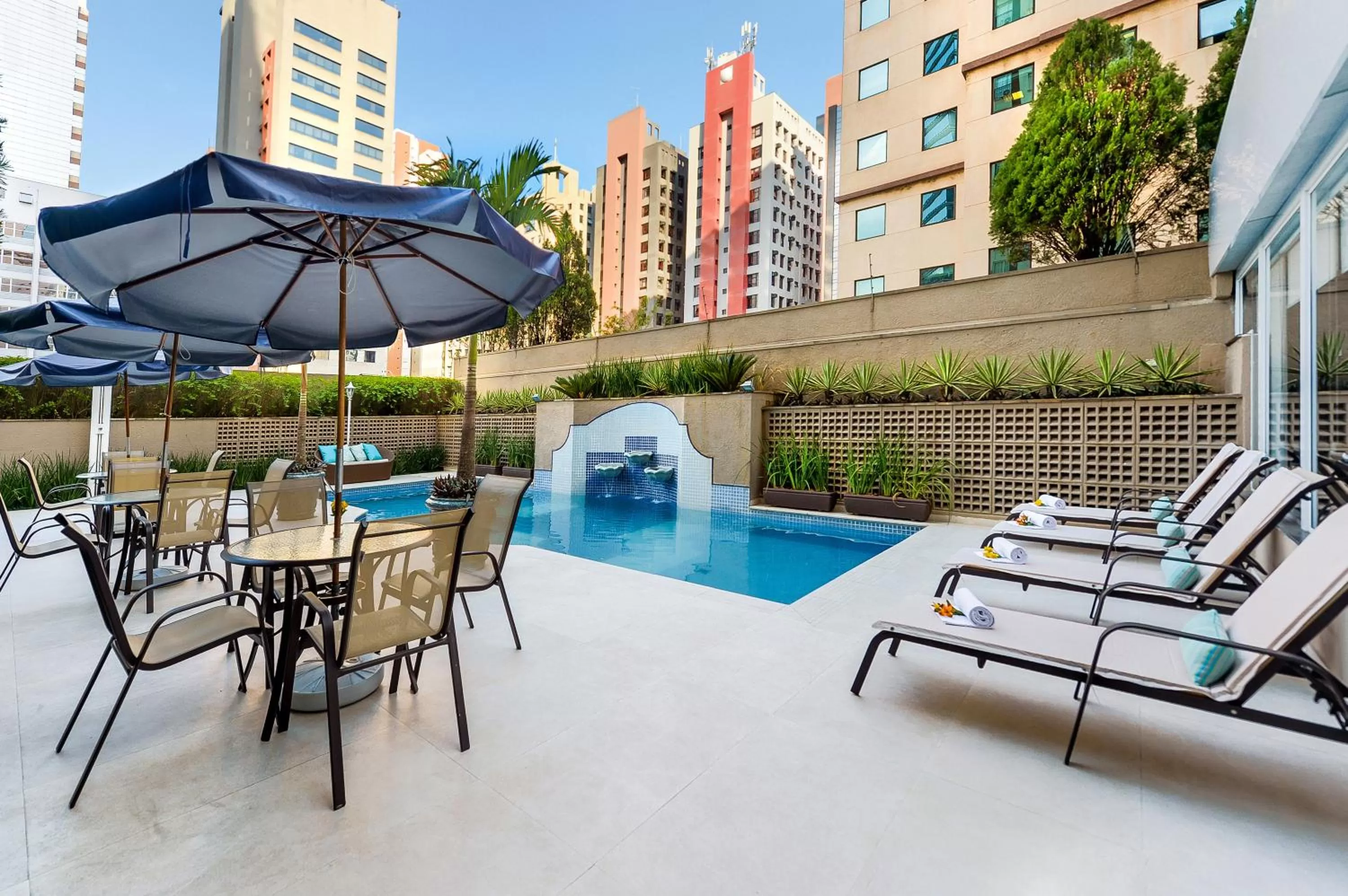 Property building in Mercure Sao Paulo JK