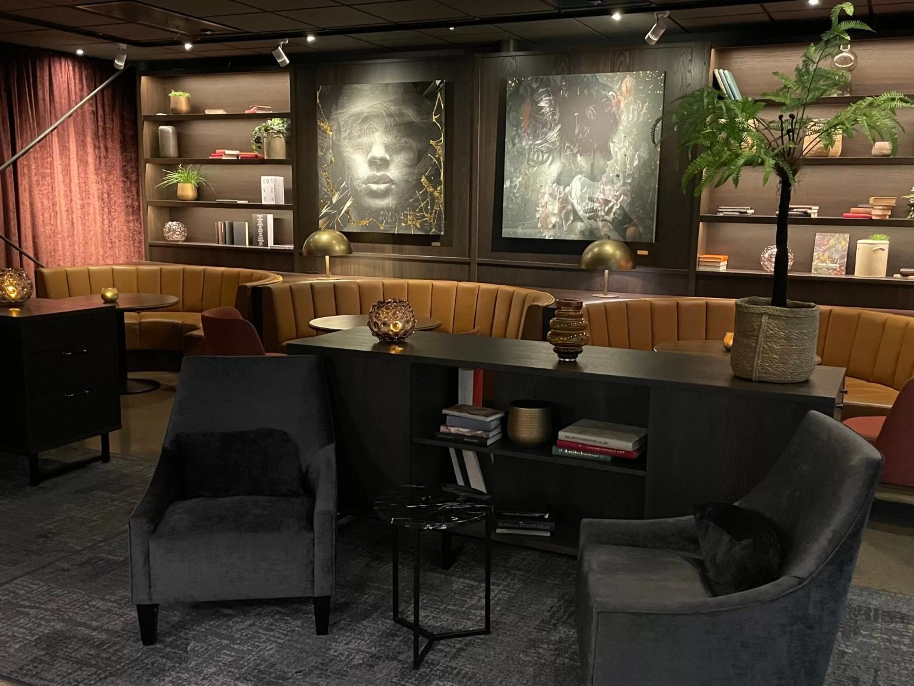 Lounge or bar in Scandic Arvika