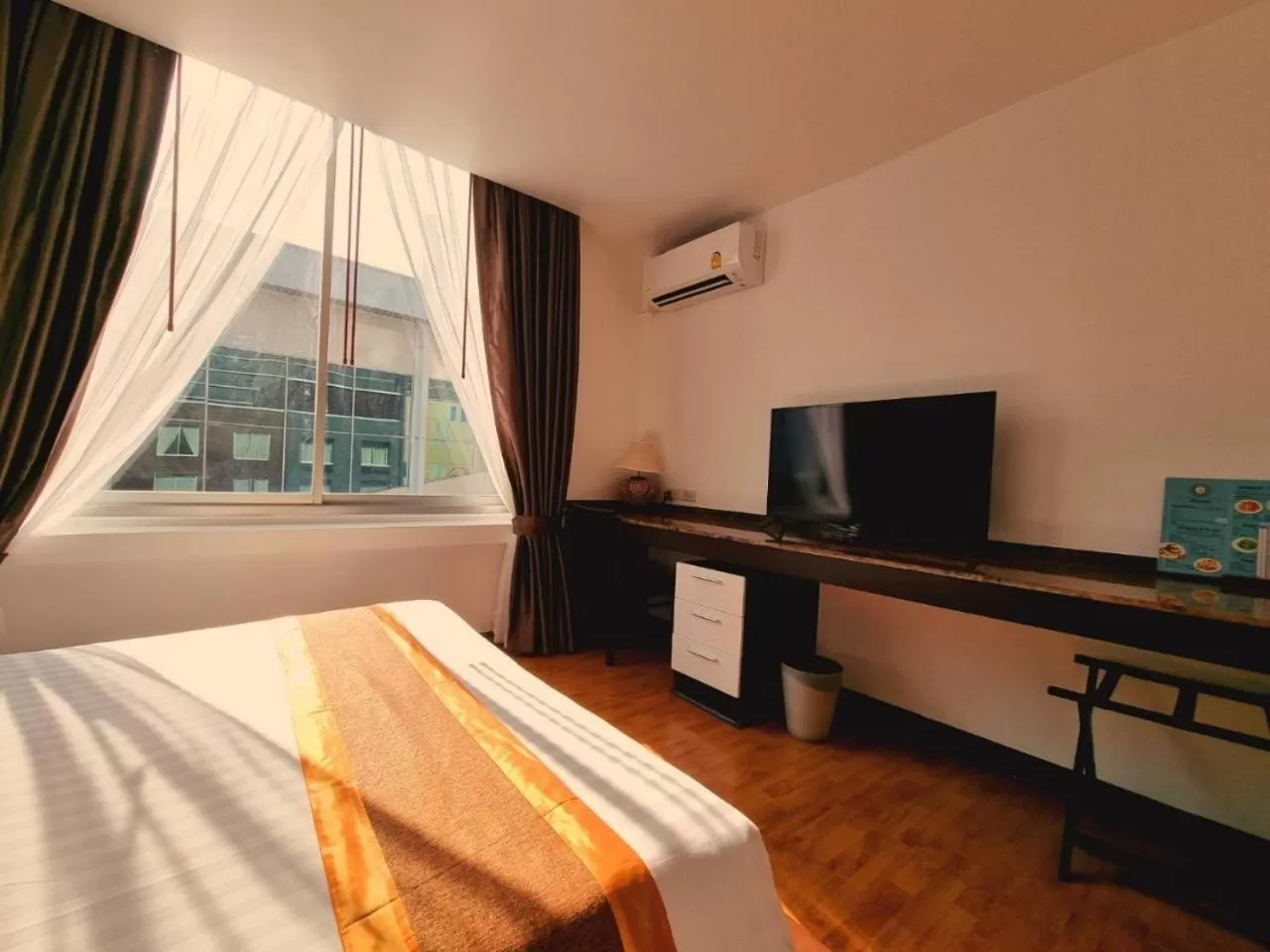 Bedroom, Bed in The Bedrooms Boutique Hotel Bangkok