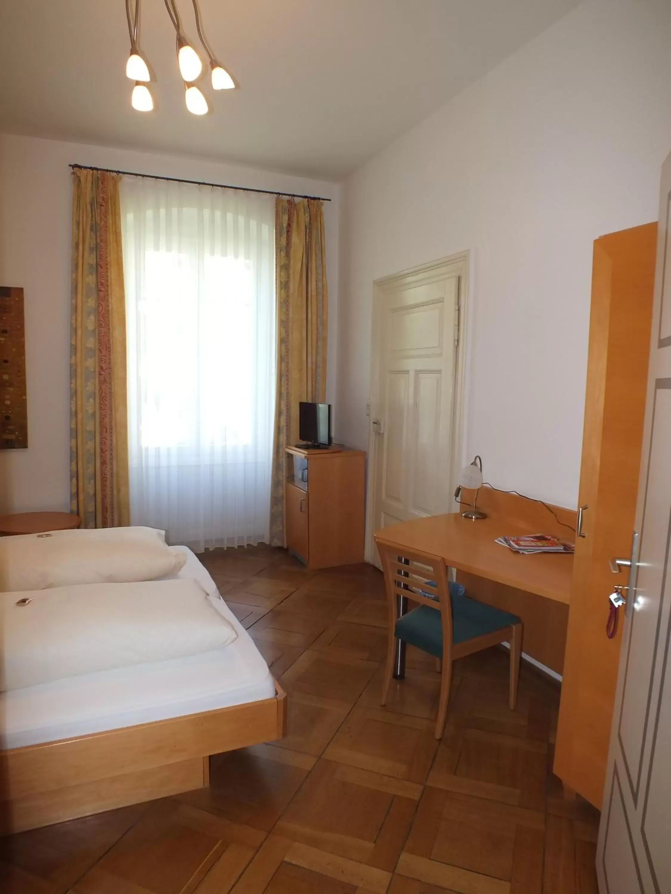 Double Room in Alleehaus Double Room in Alleehaus