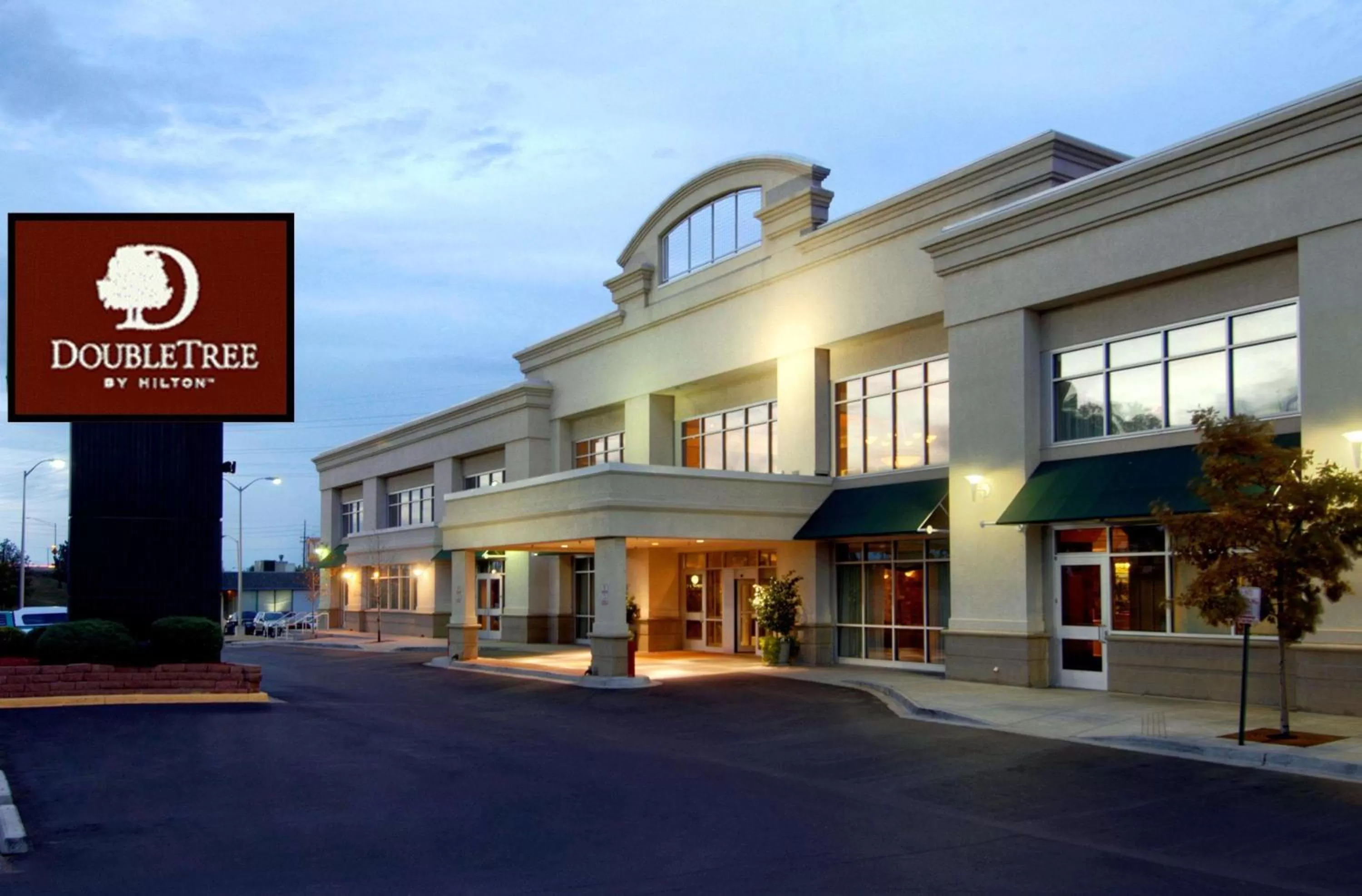 Property Building in DoubleTree by Hilton Denver Central Park