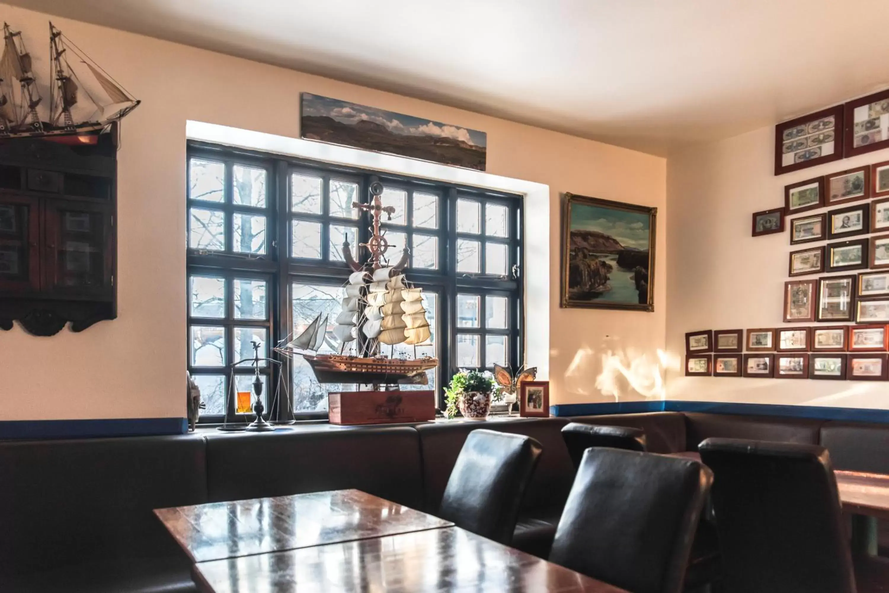 Restaurant/places to eat in Hotel Laxnes Restaurant/places to eat in Hotel Laxnes