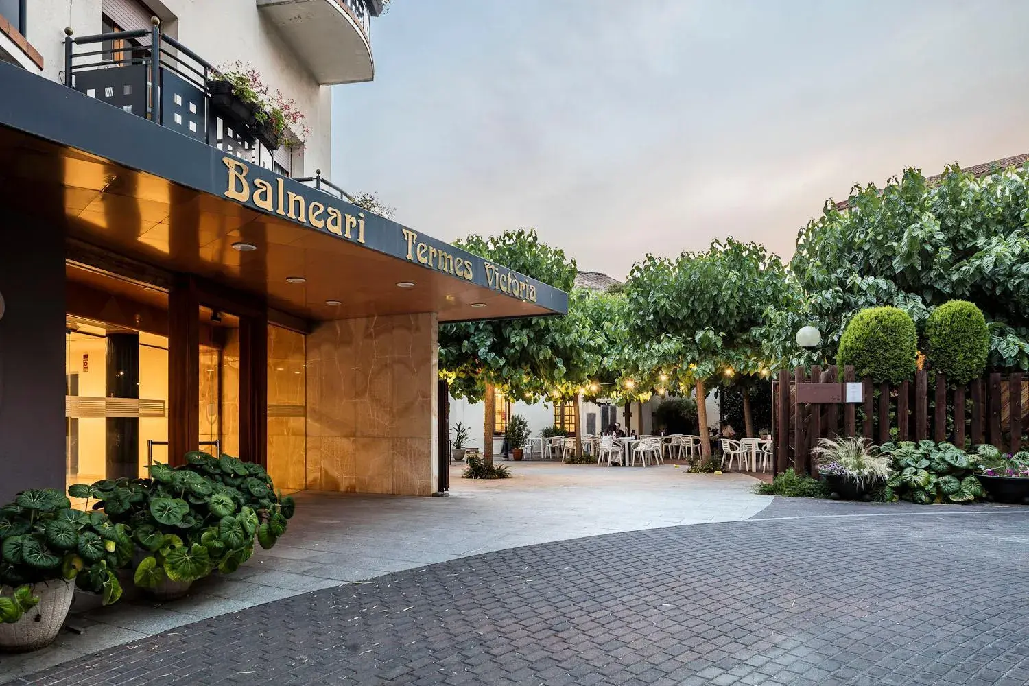 Facade/entrance in Balneari Termes Victòria Facade/entrance in Balneari Termes Victòria