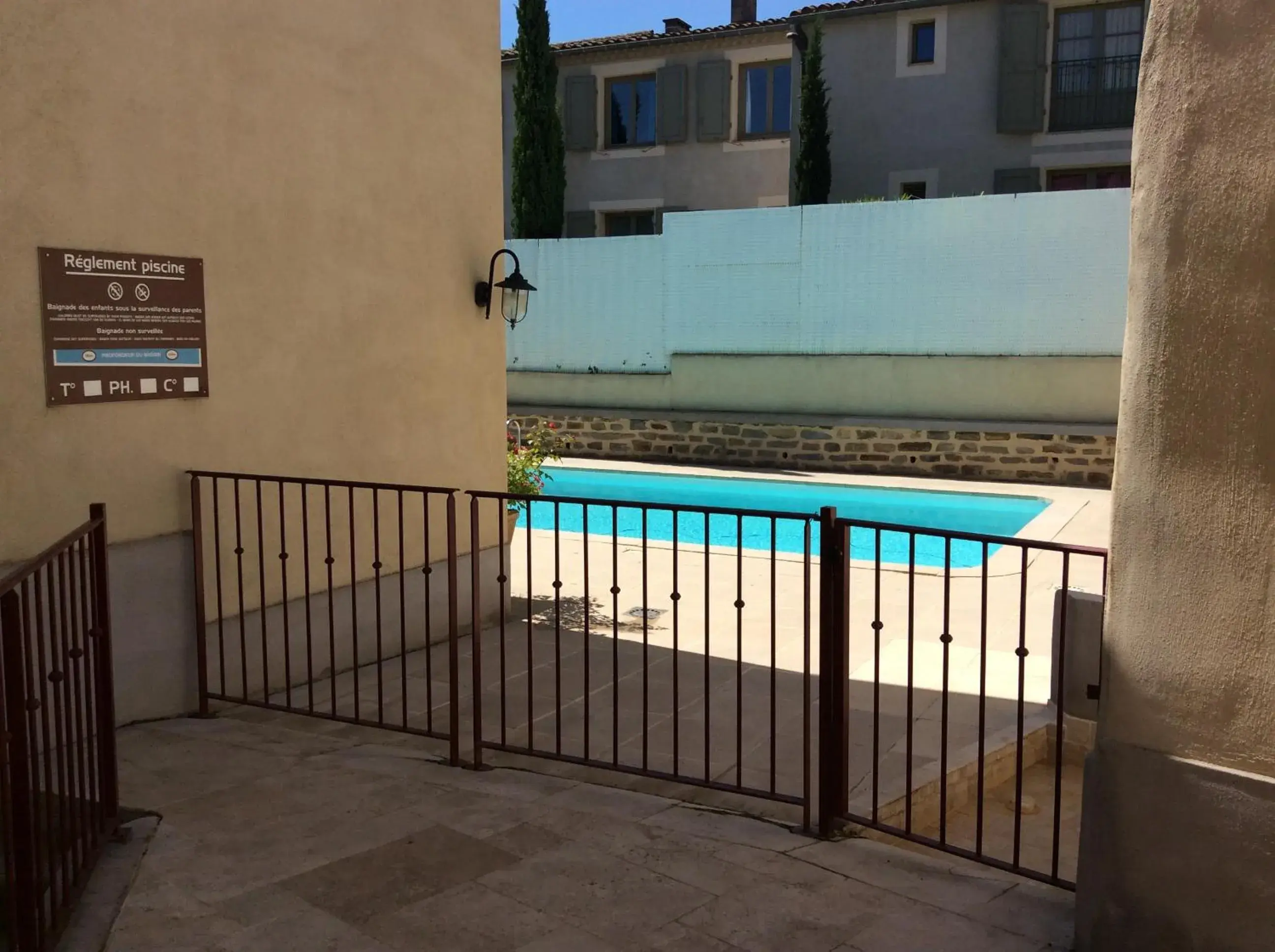 Swimming pool, Pool View in Hotel l'Aragon
