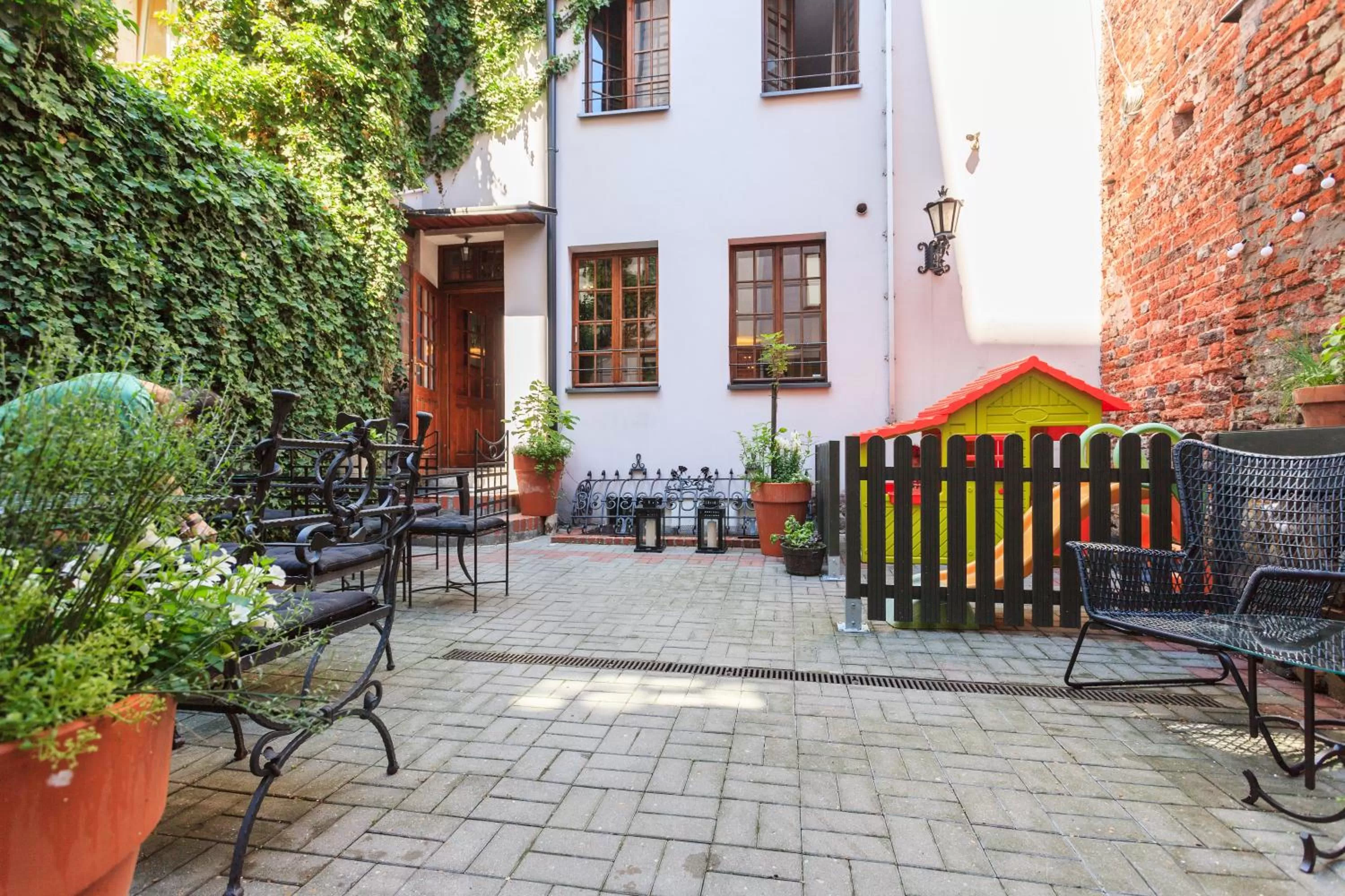 Garden in Hotel Czarna Róża
