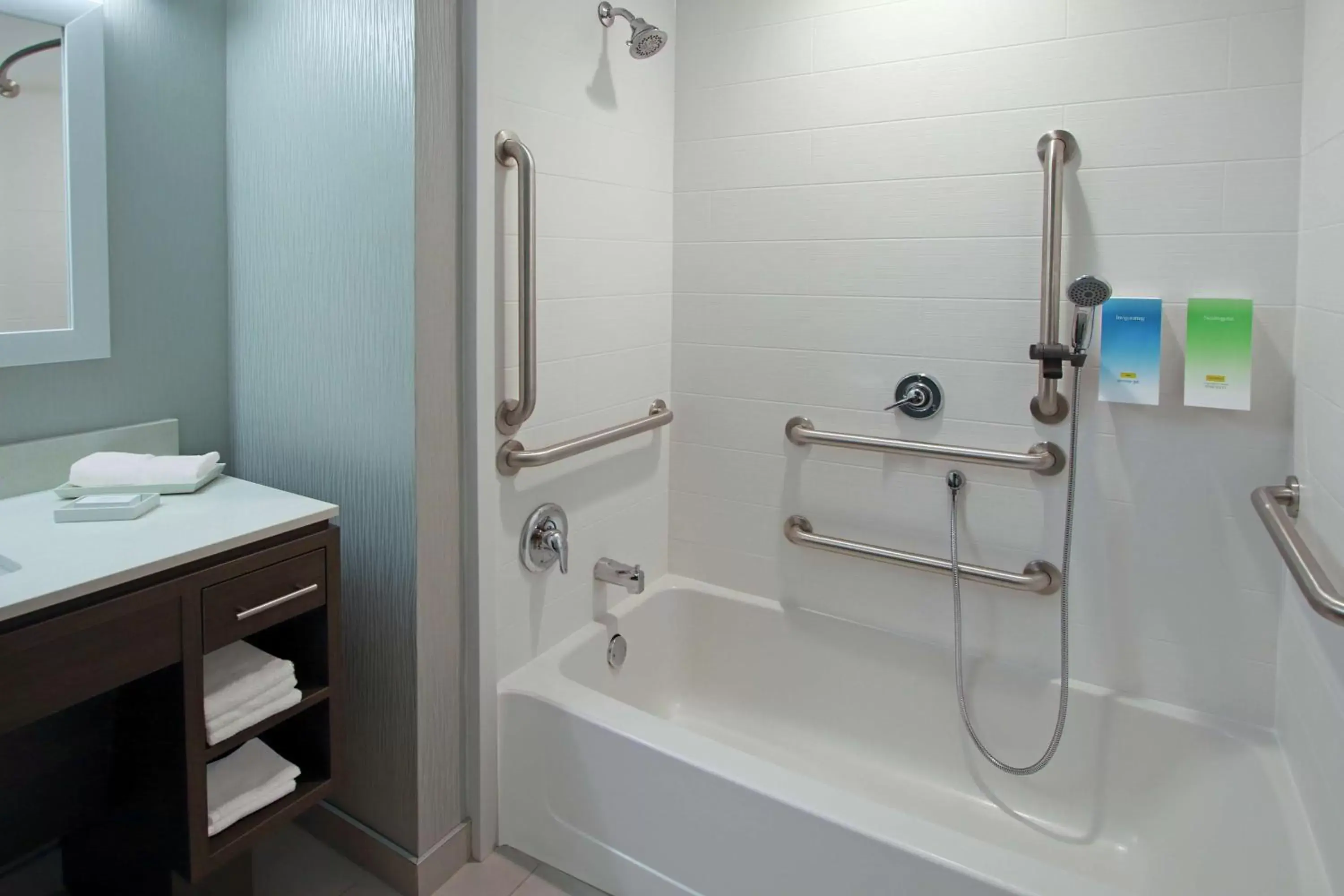 Bathroom in Home2 Suites by Hilton Mobile I-65 Government Boulevard