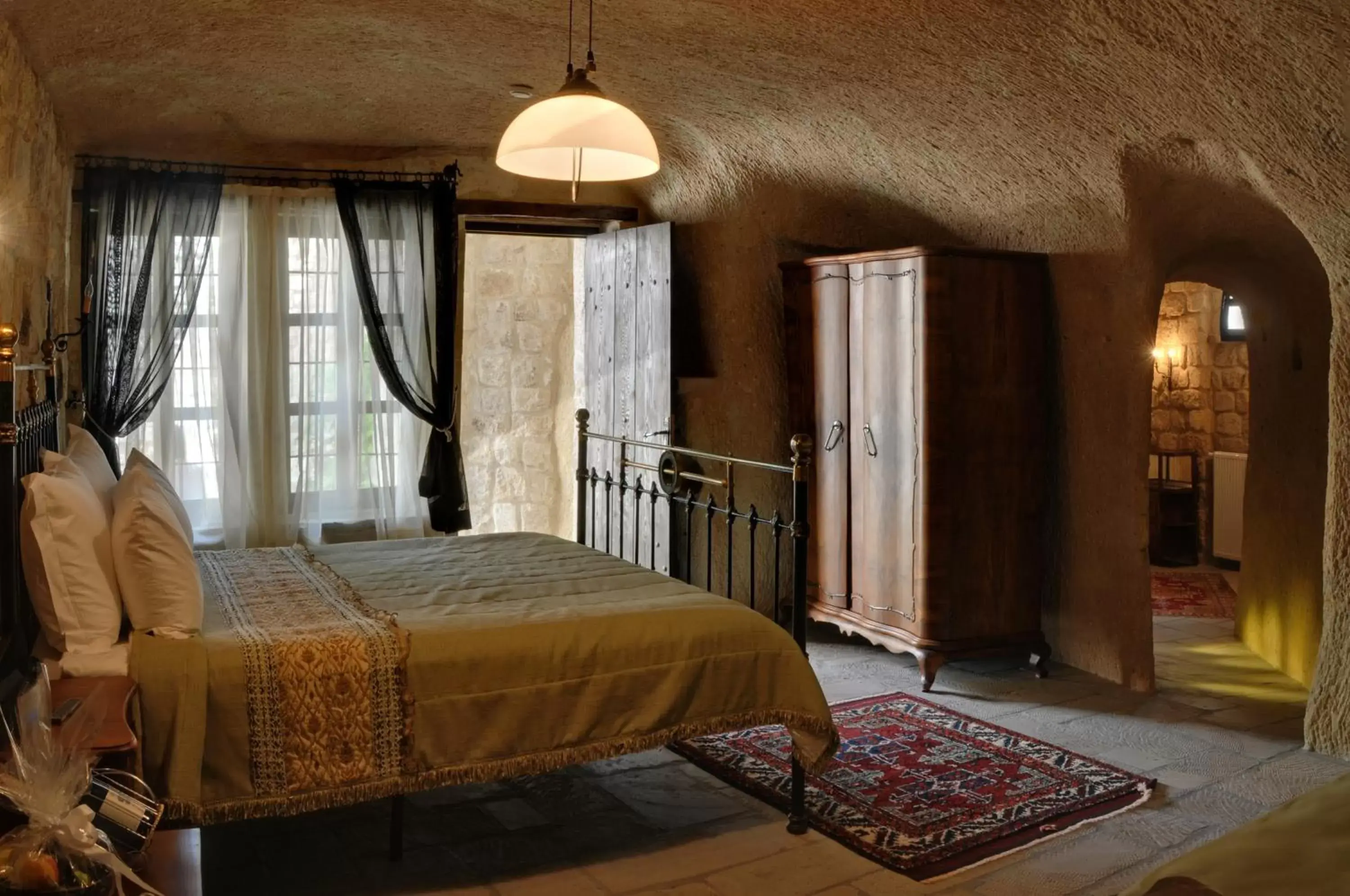 Deluxe Cave Room in Dere Suites Cappadocia Deluxe Cave Room in Dere Suites Cappadocia