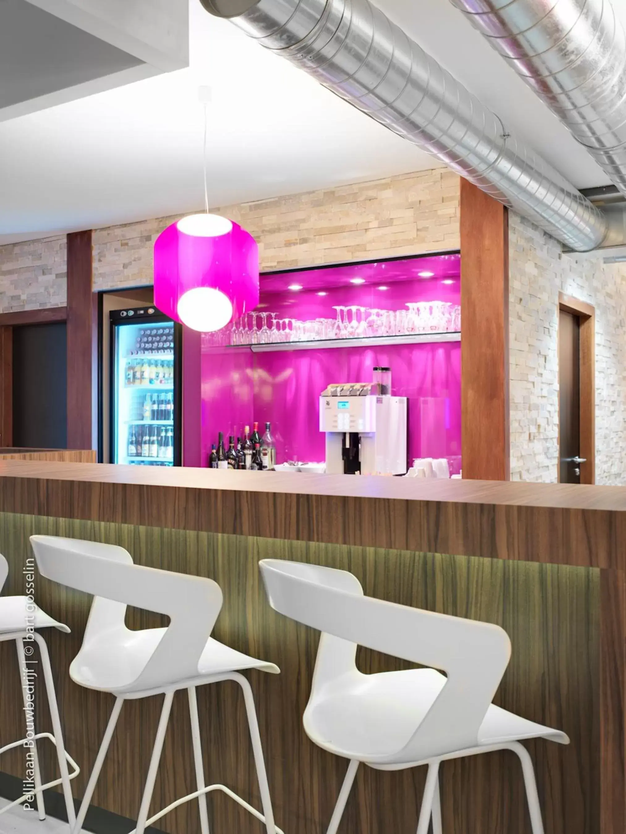 Lounge or bar in BEST WESTERN Hotel Brussels South Lounge or bar in BEST WESTERN Hotel Brussels South