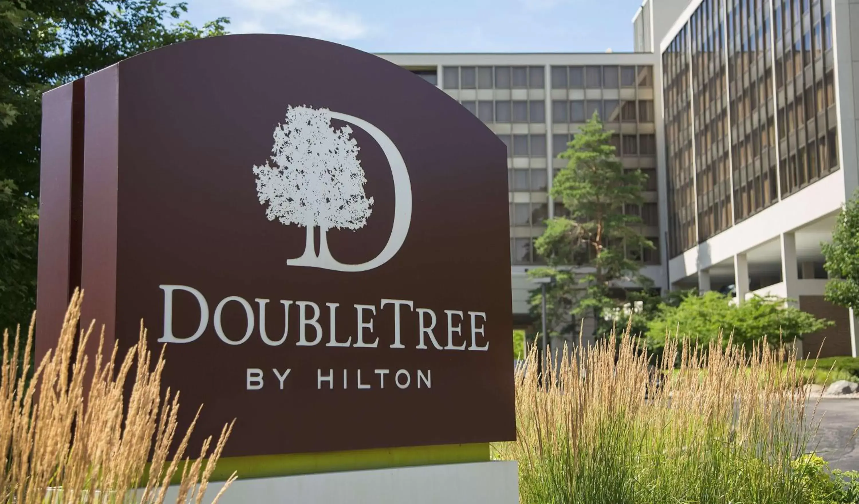 Property building, Property Logo/Sign in DoubleTree by Hilton Chicago - Oak Brook