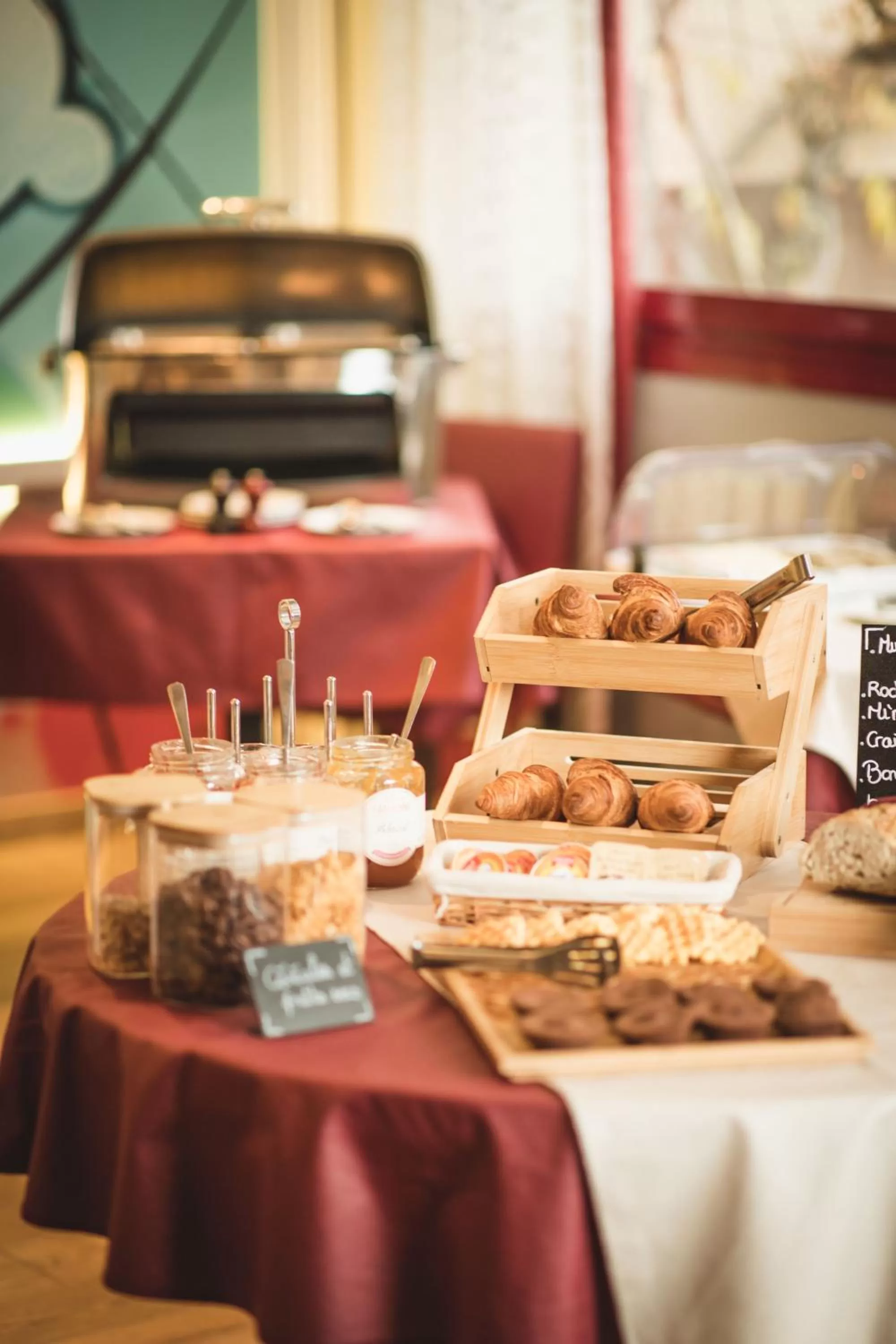 Food in La Terrasse Fleurie, Logis, Hôtel et Restaurant