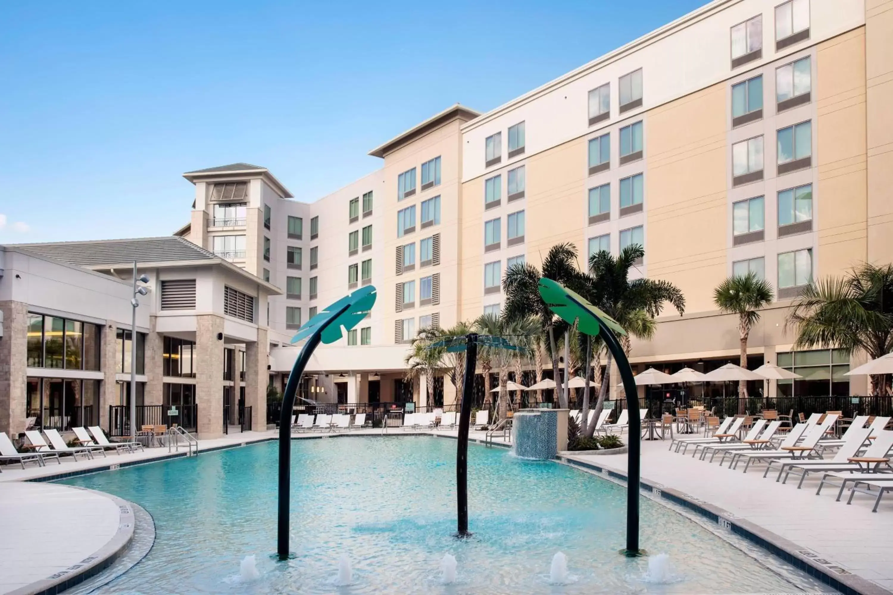 Swimming Pool in SpringHill Suites by Marriott Orlando Theme Parks/Lake Buena Vista
