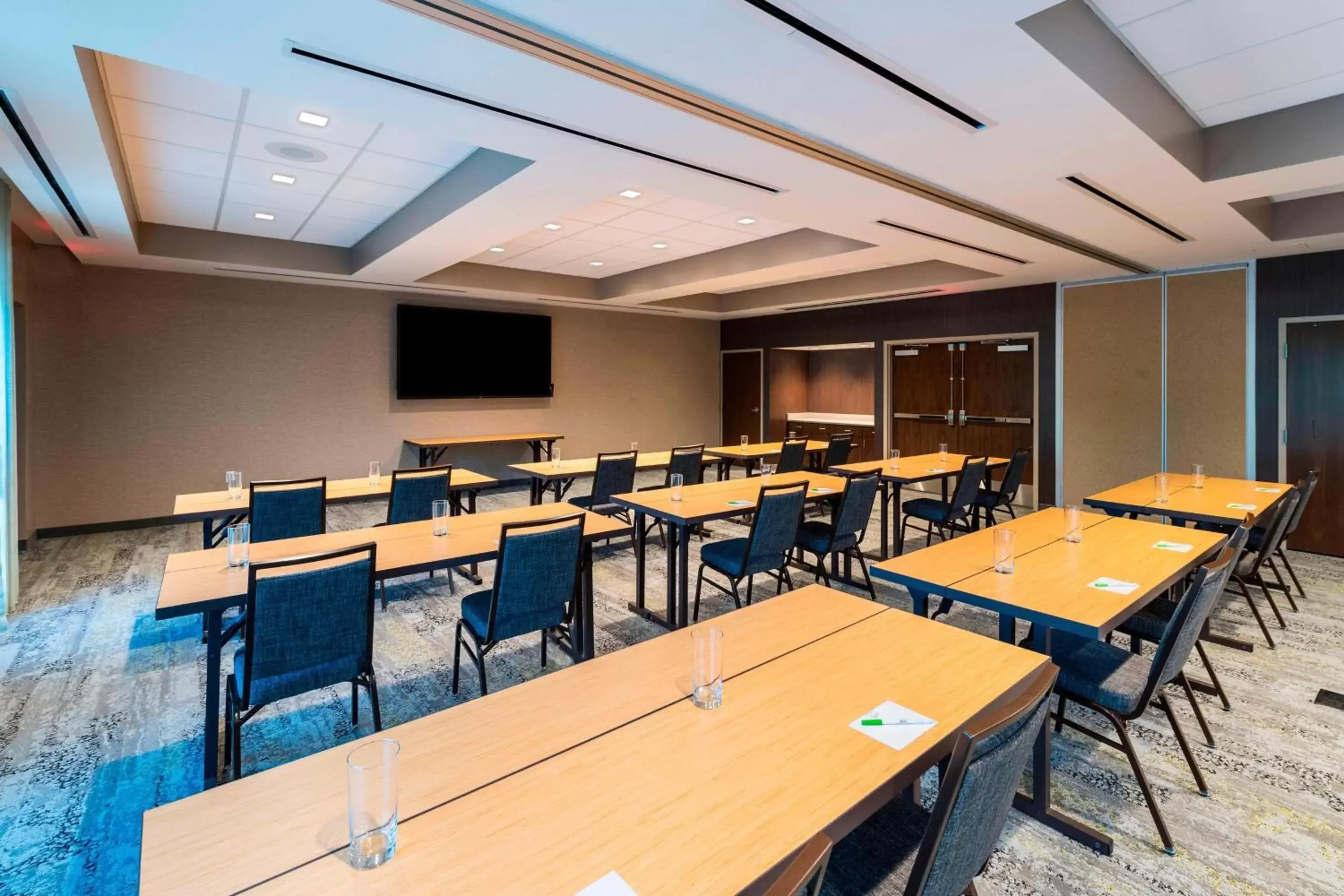 Meeting/conference room in Courtyard by Marriott Tampa Northwest/Veterans Expressway