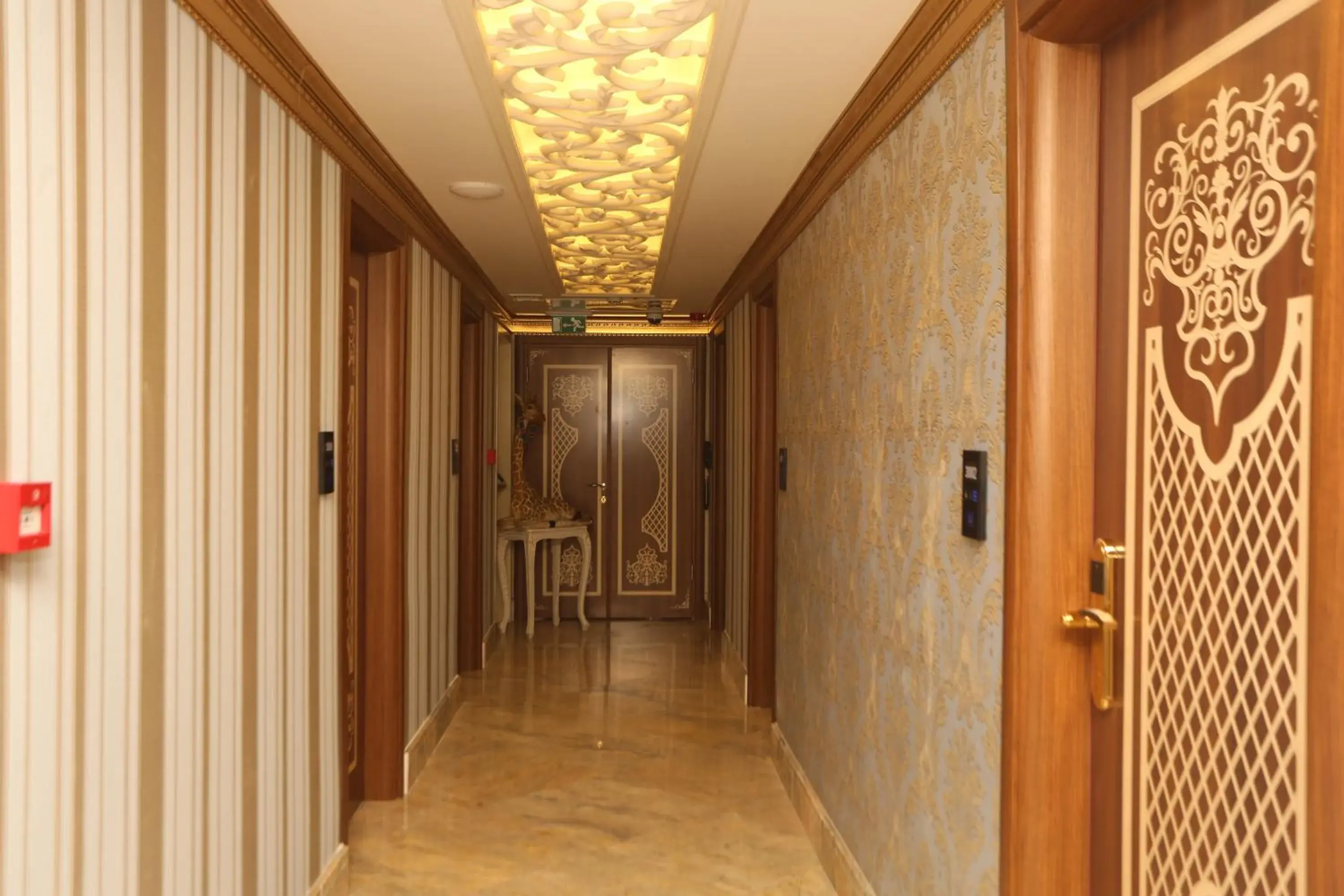 Decorative detail in Laleli Blue Marmaray Hotel