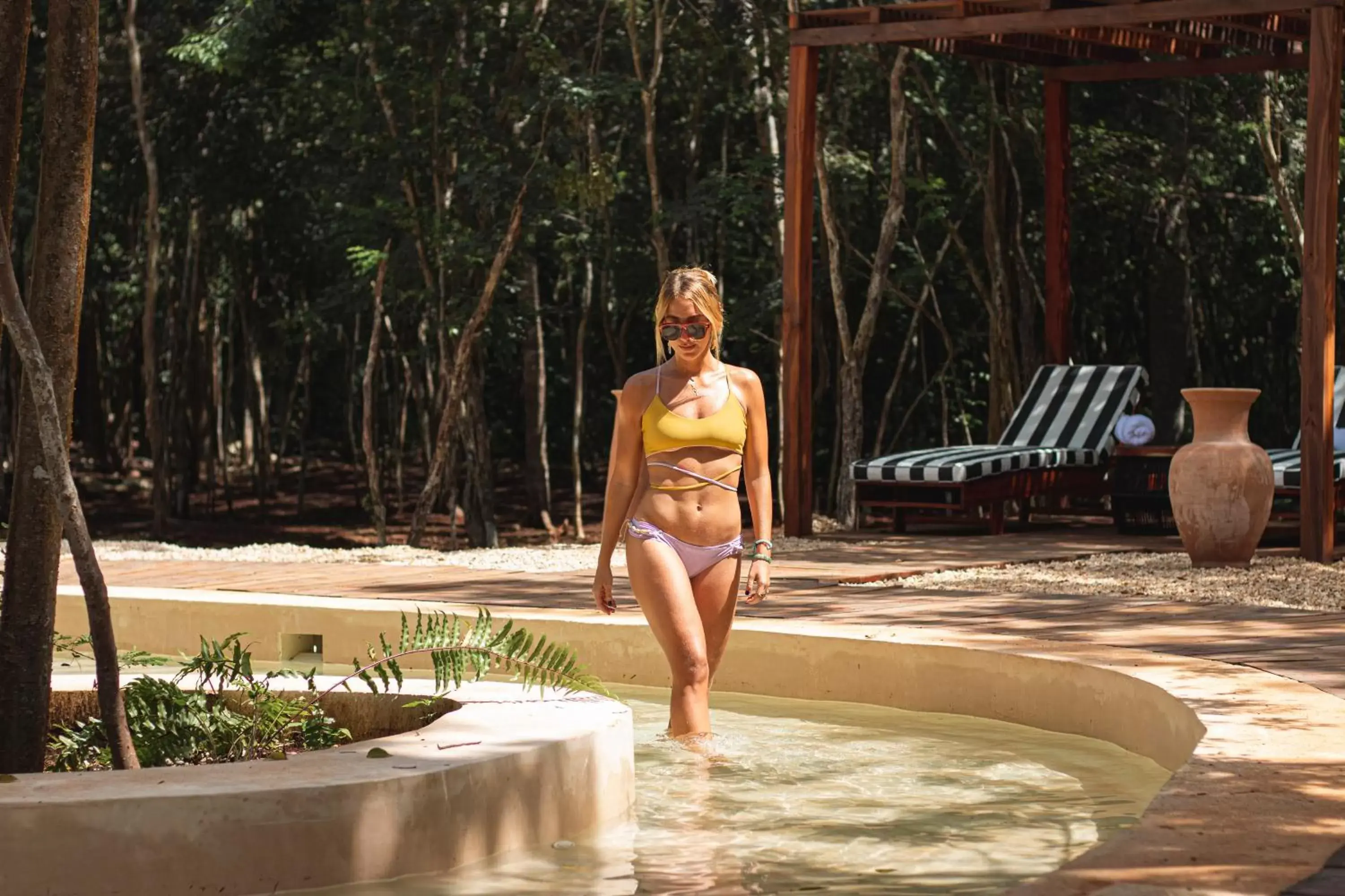 Swimming pool in Oriundo Luxury Nature Villas