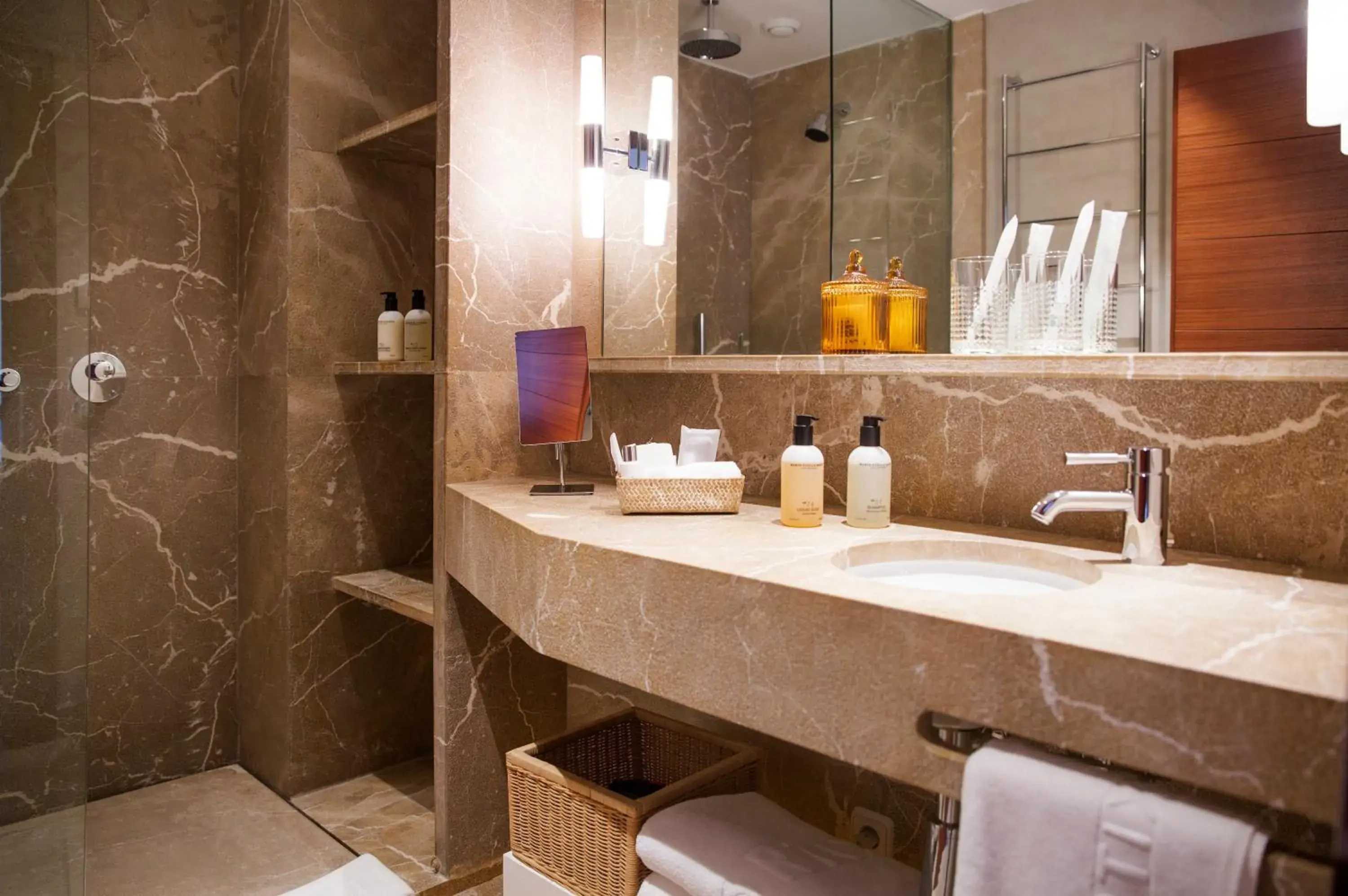 Bathroom in Portixol Hotel & Restaurant