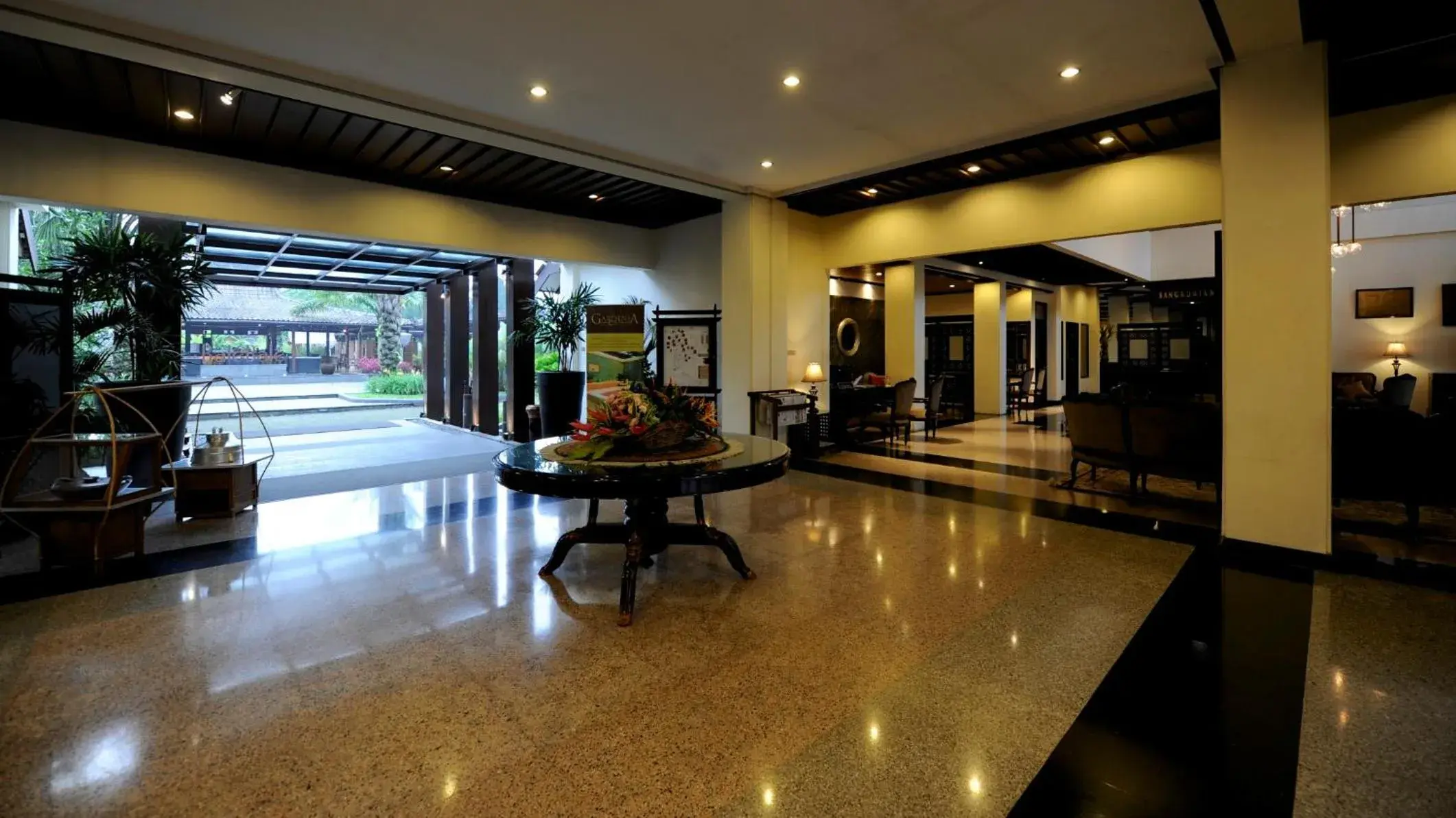 Lobby/Reception in Puteri Gunung Hotel
