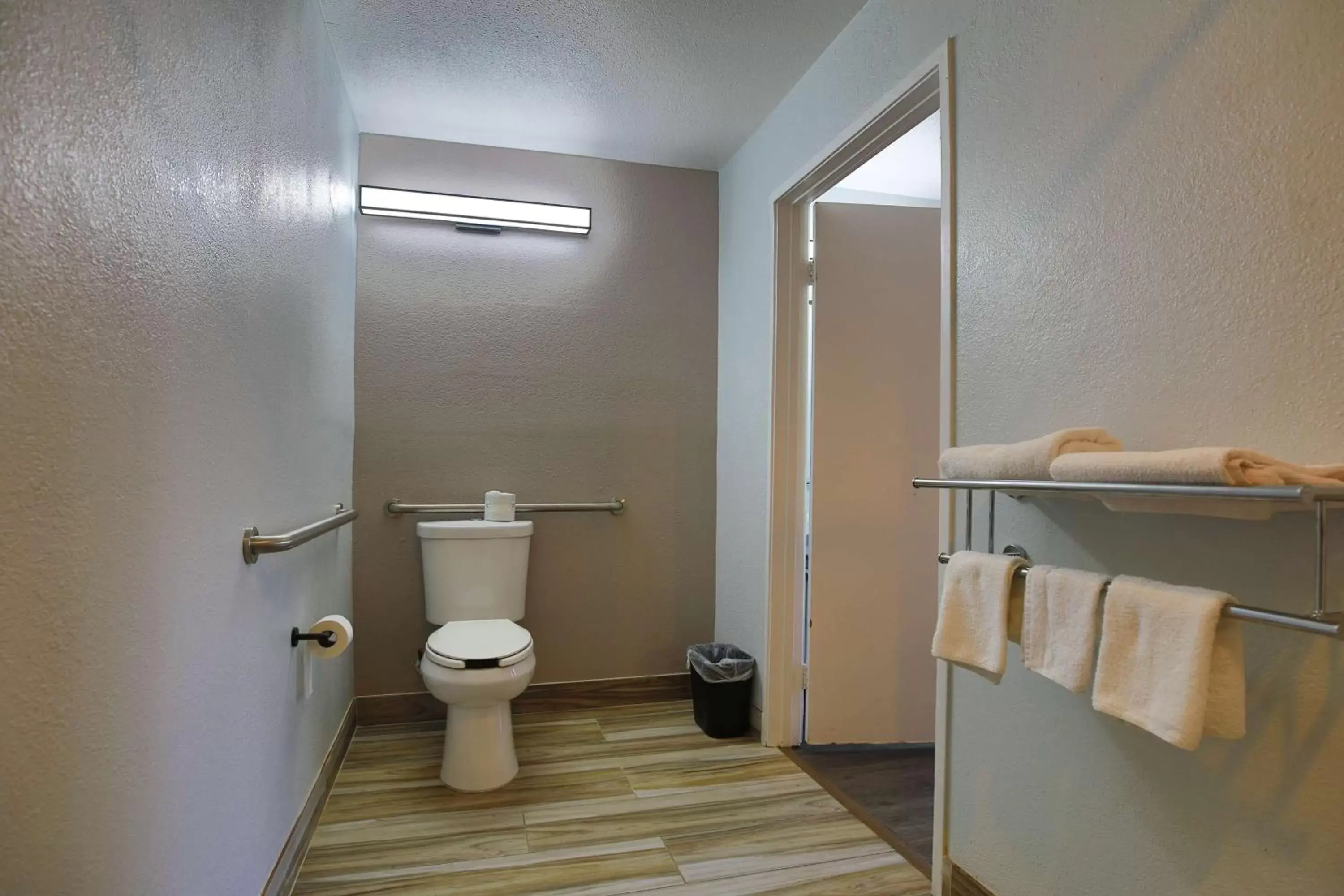 Bathroom in Motel 6-Sacramento, CA - Old Sacramento North