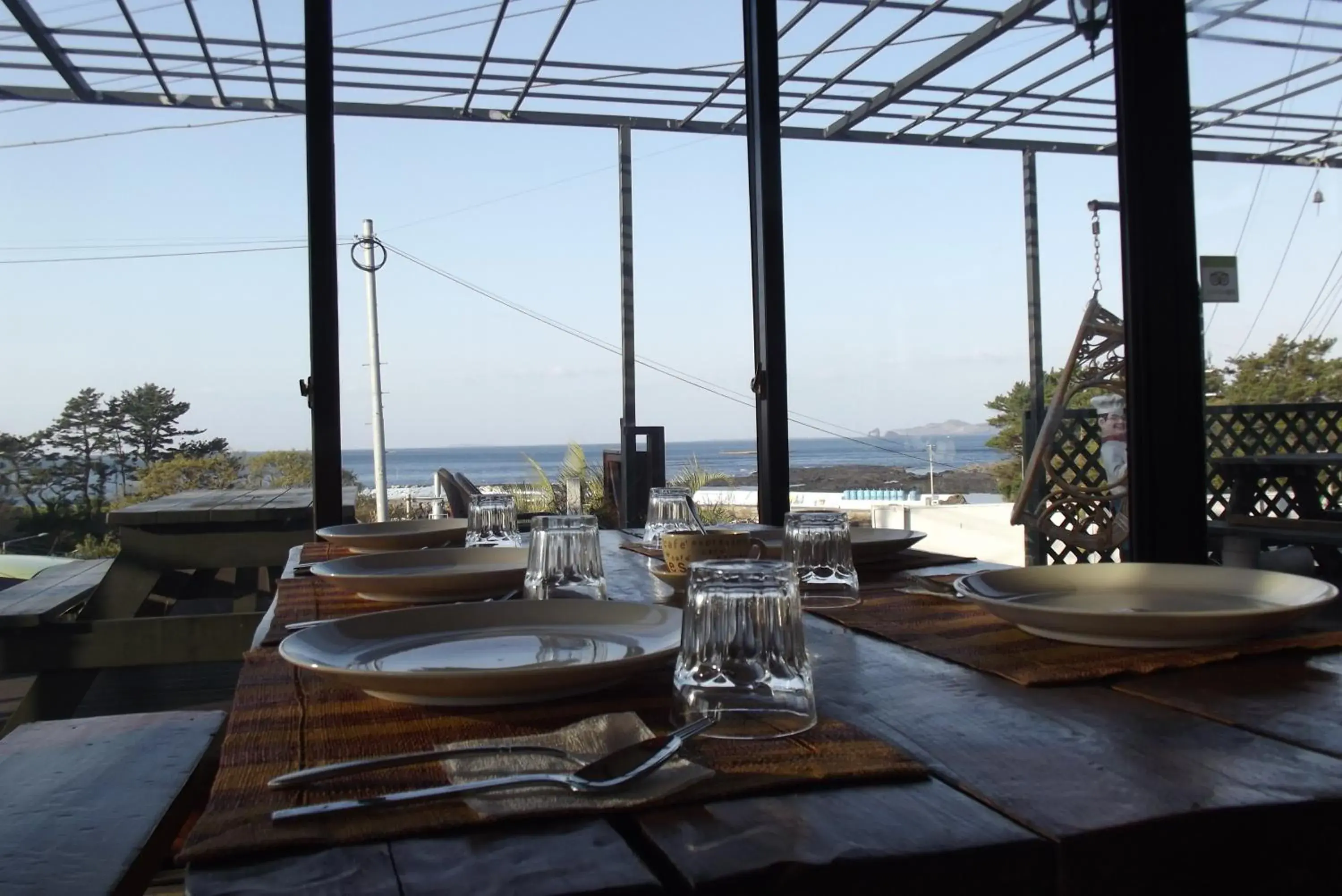 Restaurant/Places to Eat in JEJU Doldam B&B