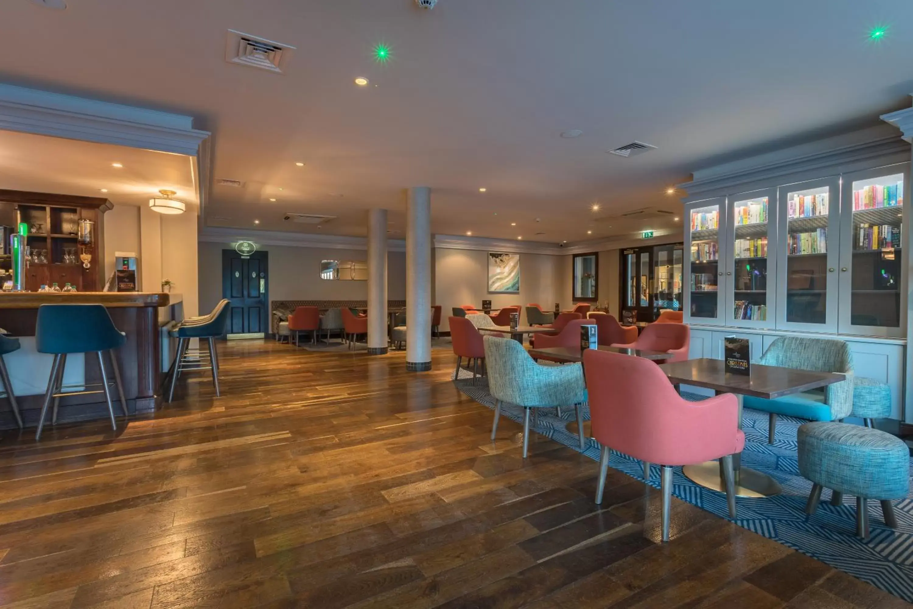 Restaurant/places to eat in McWilliam Park Hotel