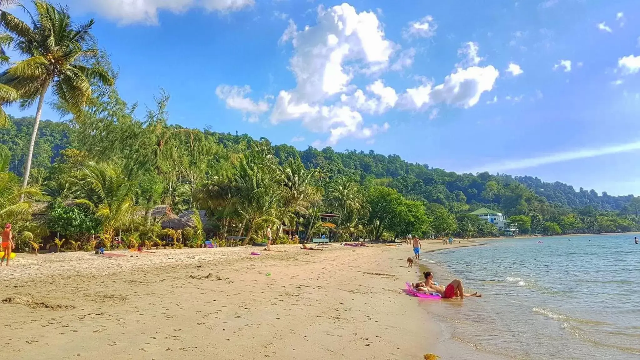 Beach in Paradise Bungalows