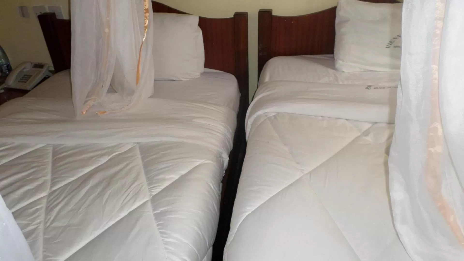 Bed in Vienna Woods Hotel Nakuru