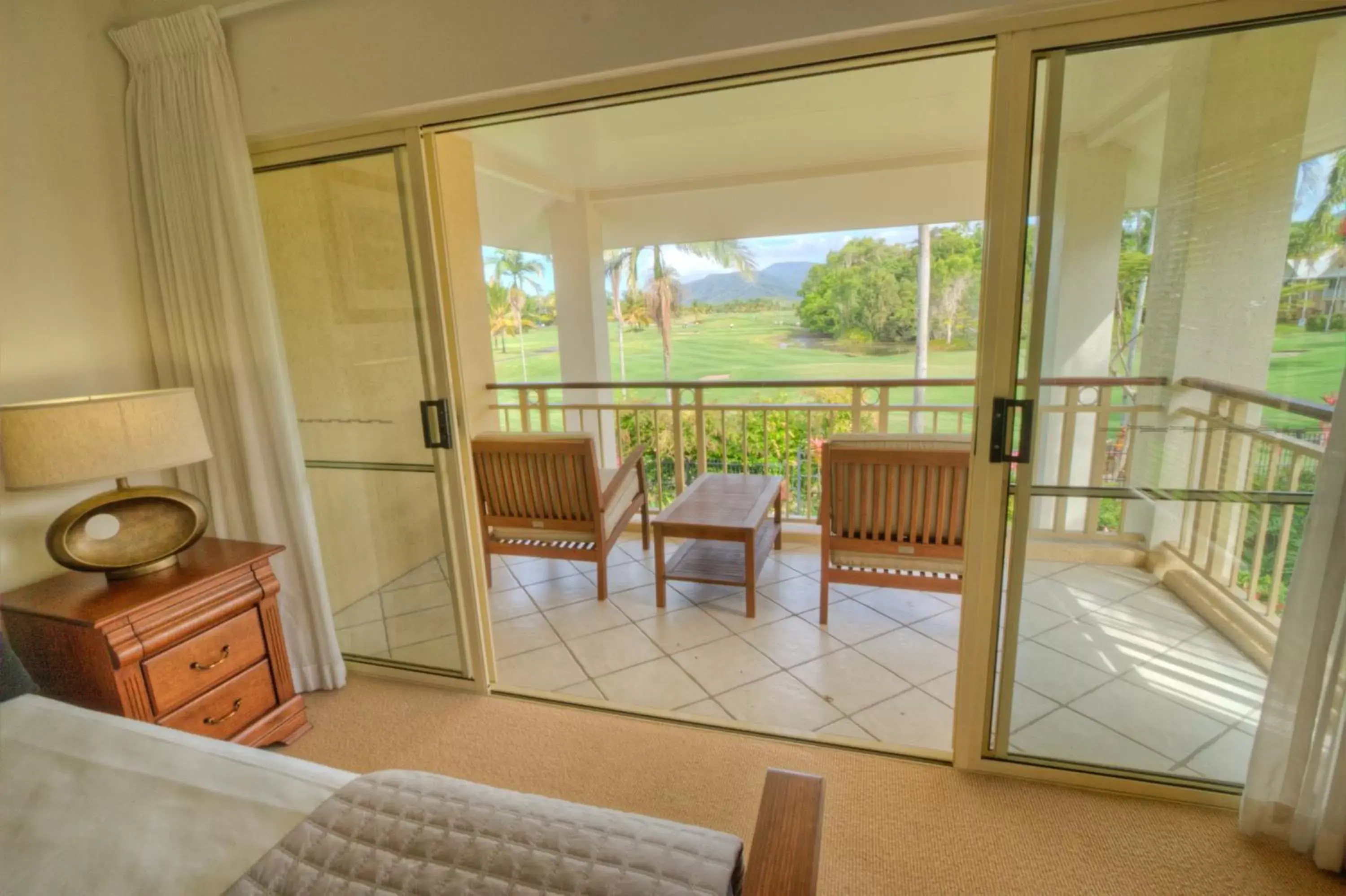 Bed in Paradise Links Resort Port Douglas