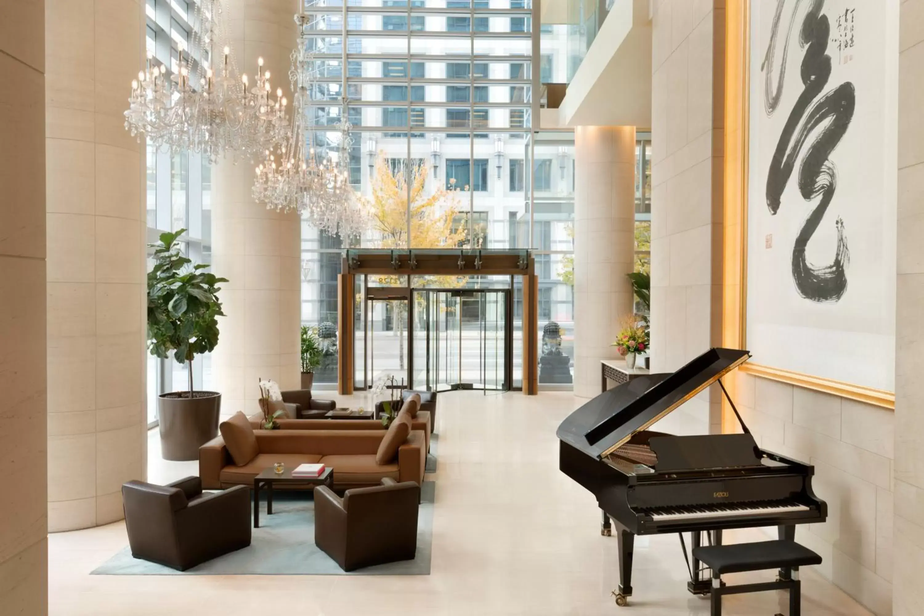 Lobby or reception in Shangri-La Vancouver