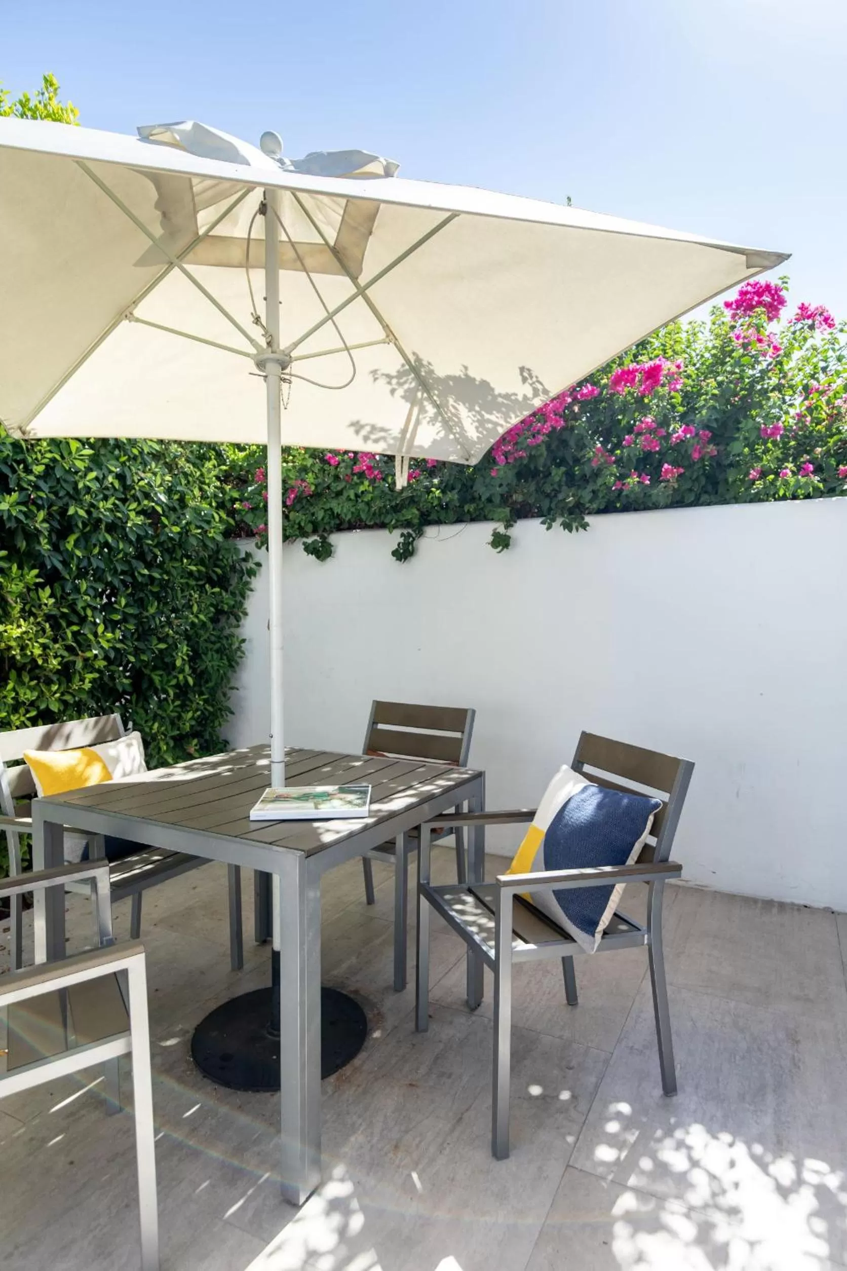 Balcony/Terrace in Alcazar Palm Springs