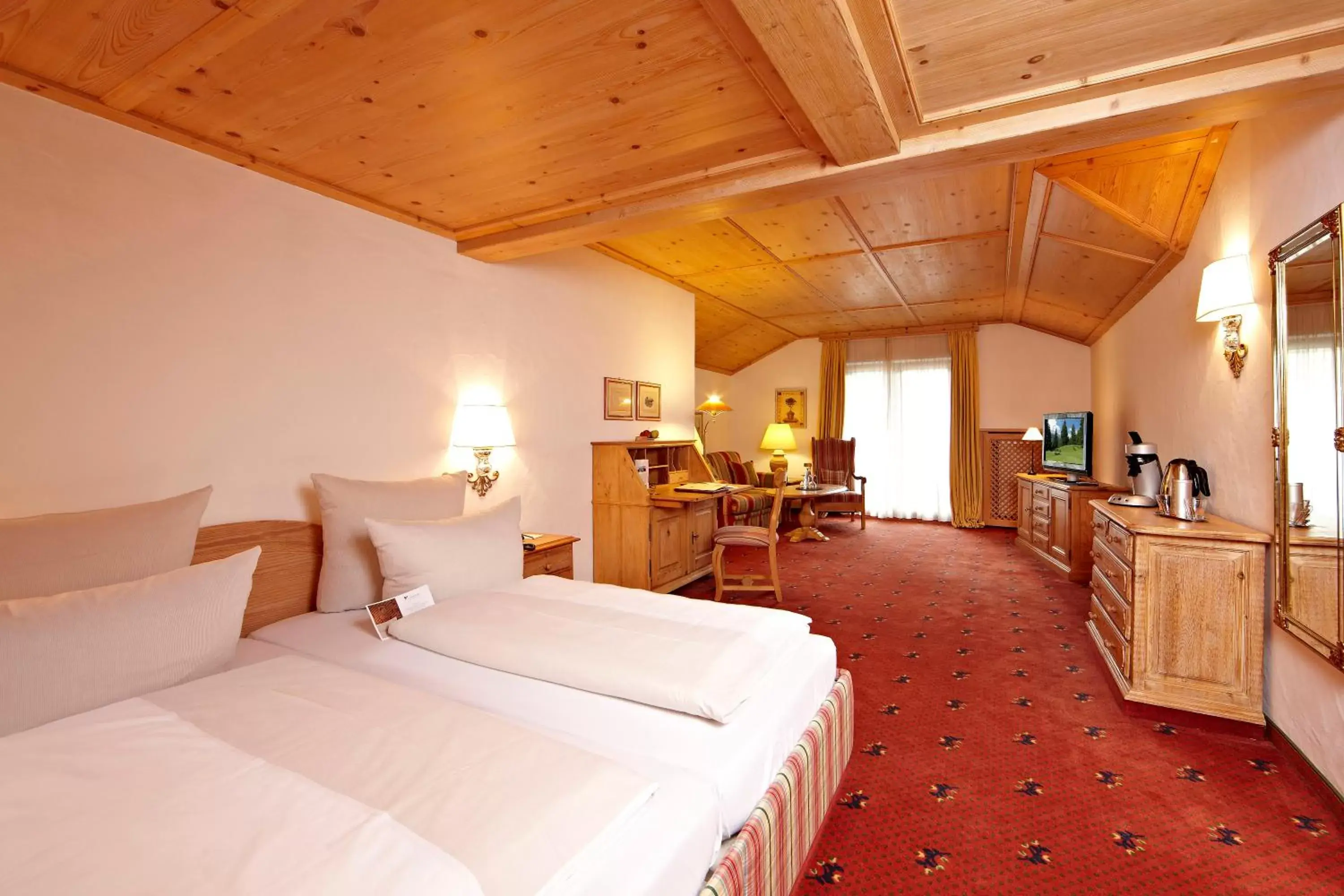 Photo of the whole room in Hotel Staudacherhof History & Lifestyle