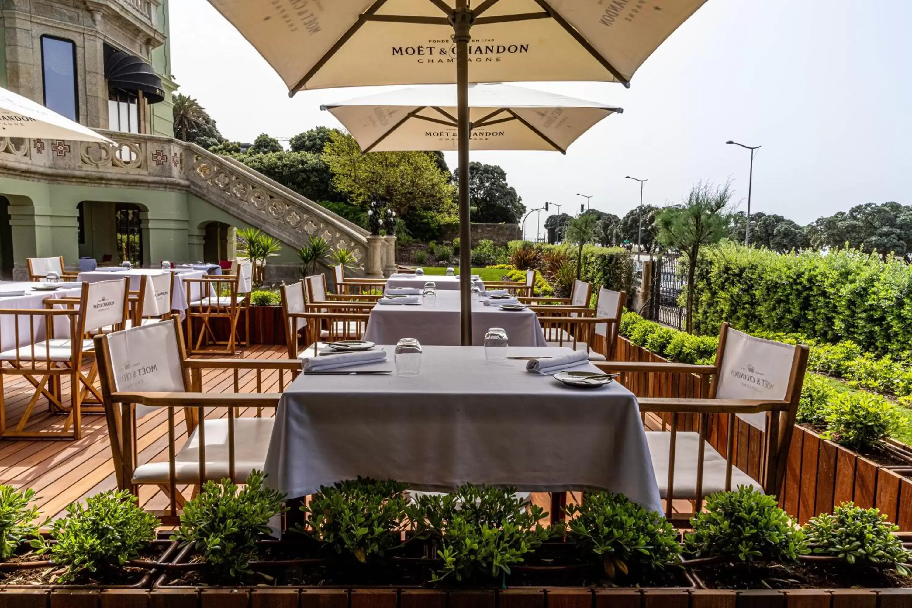 Restaurant/Places to Eat in Vila Foz Hotel & SPA - member of Design Hotels