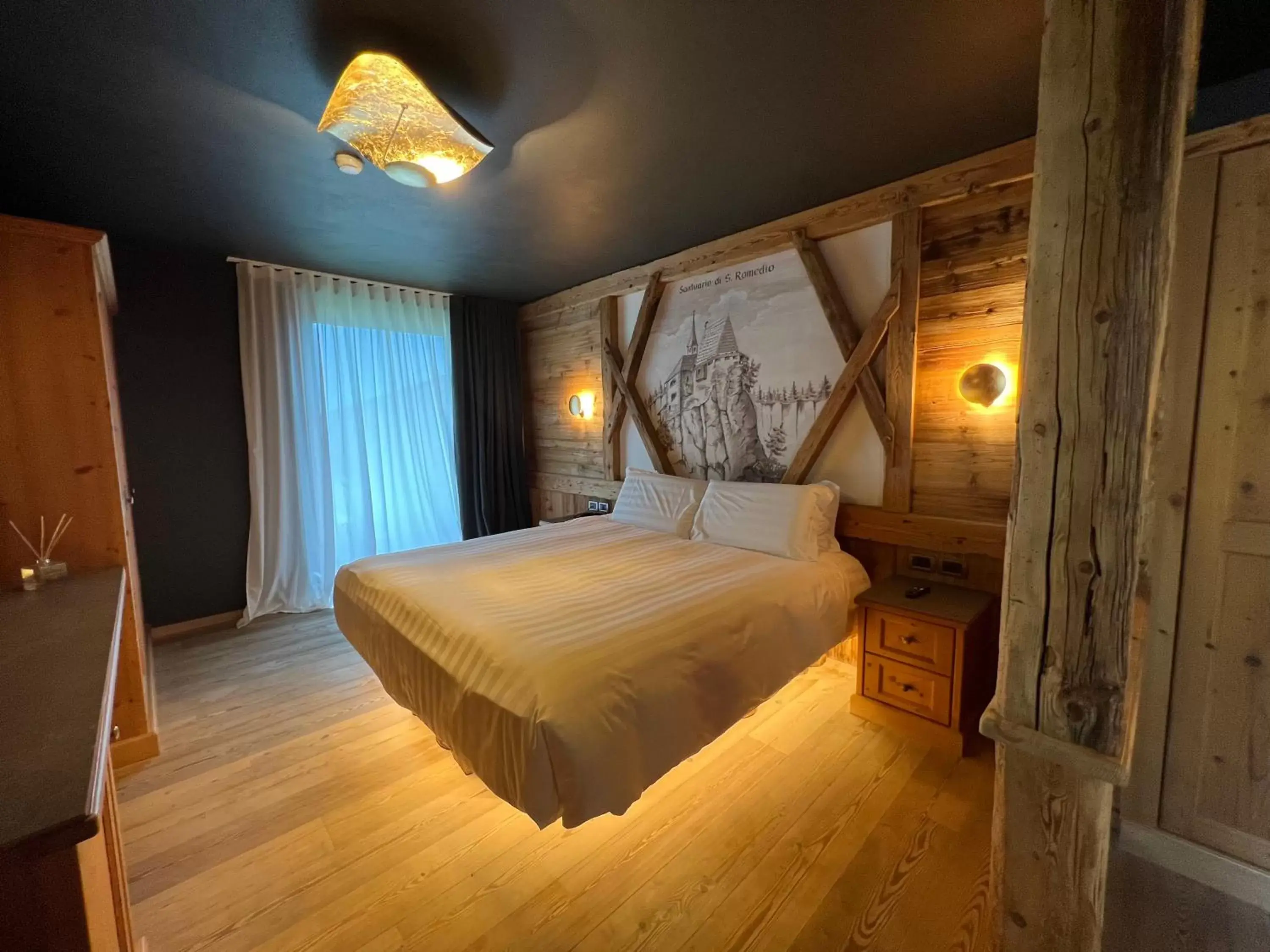 Bed in Hotel Chalet Al Foss