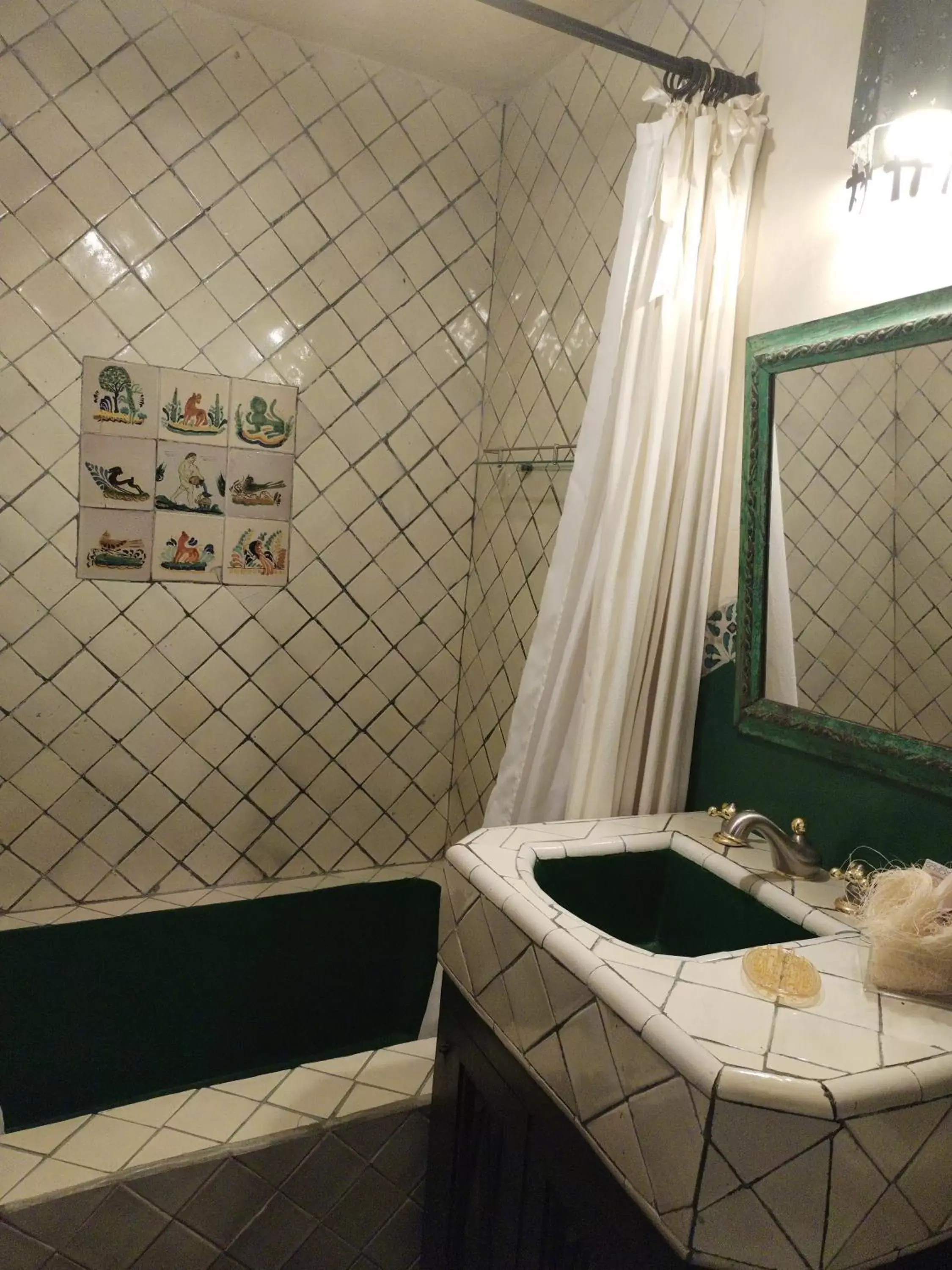 Shower, Bathroom in Hacienda Las Amantes
