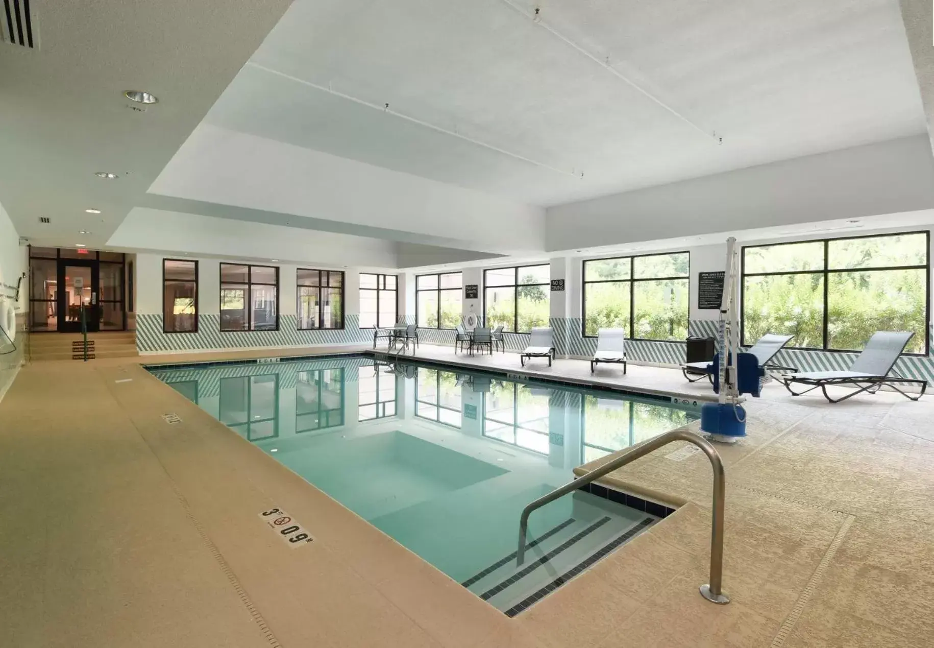 , Swimming Pool in Holiday Inn Fredericksburg - Conference Center, an IHG Hotel