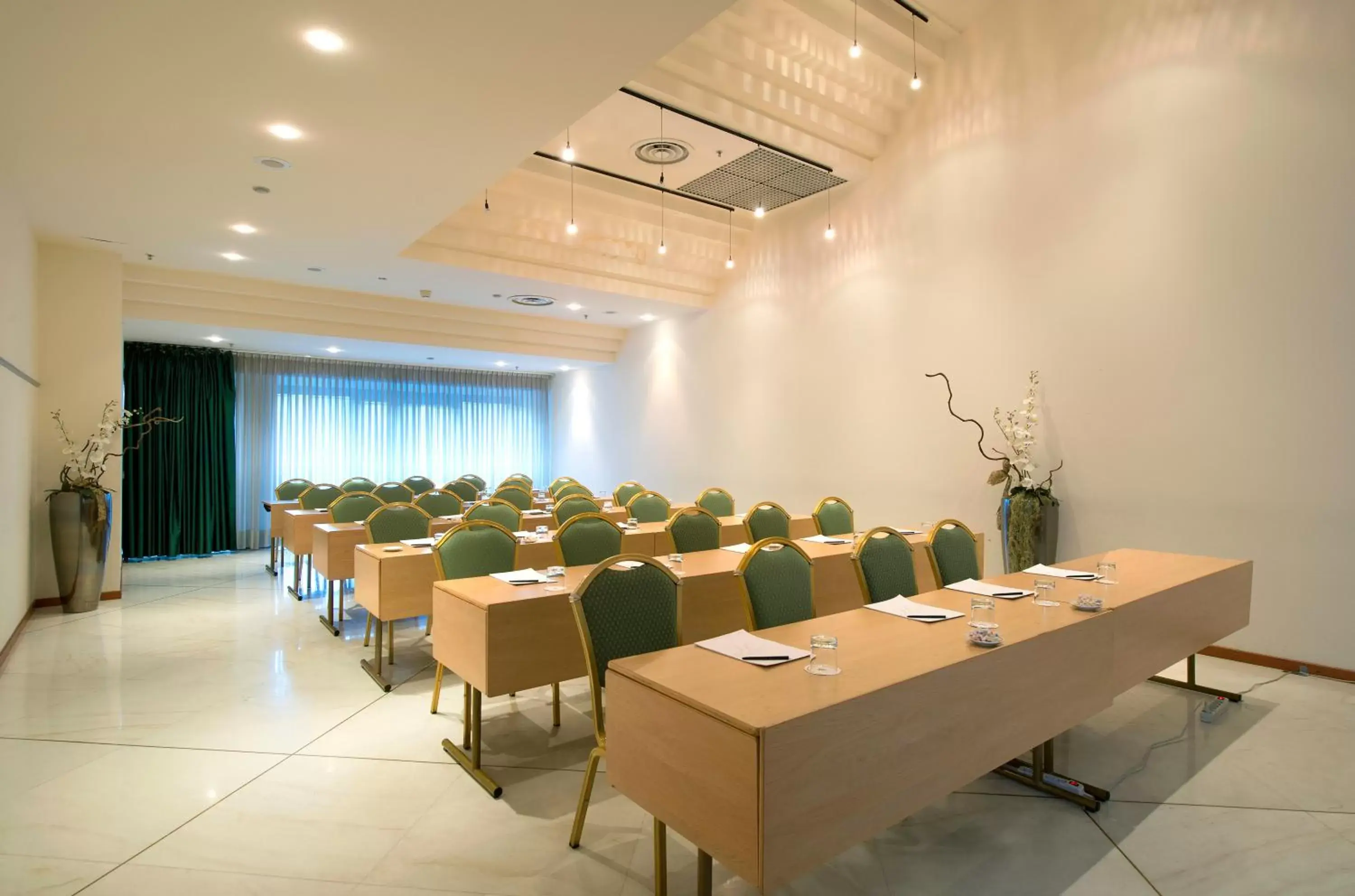 Meeting/conference room in Grand Hotel Barone Di Sassj