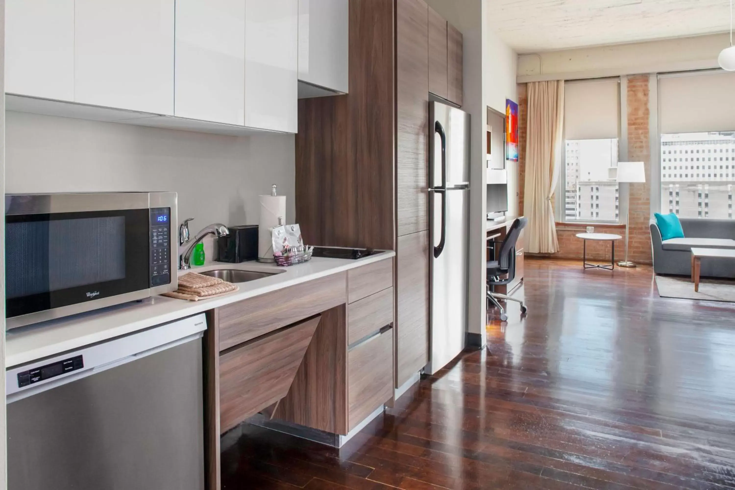 Kitchen or kitchenette, Kitchen/Kitchenette in TownePlace Suites by Marriott Dallas Downtown