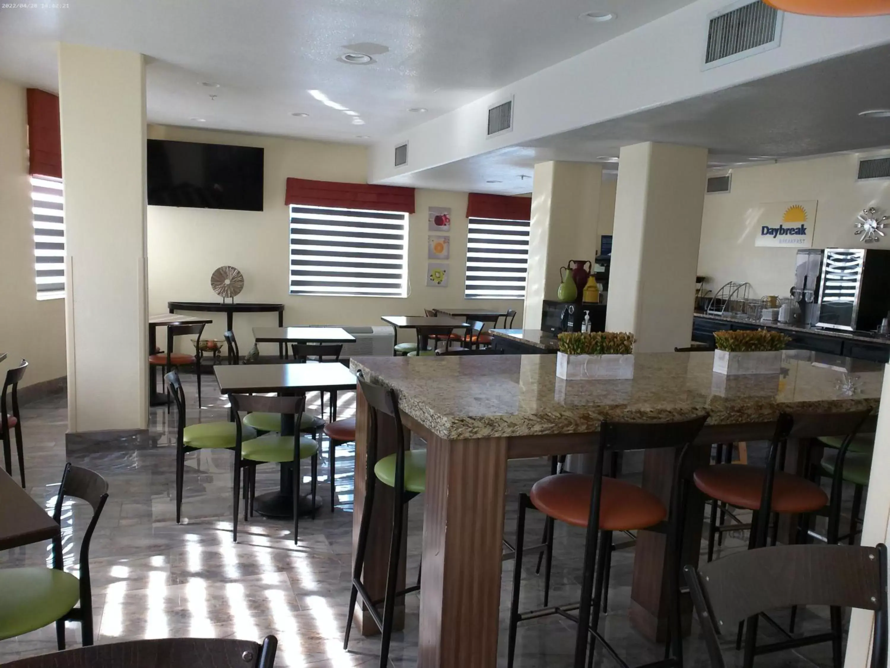 Breakfast, Restaurant/Places to Eat in Days Inn & Suites by Wyndham Tucson/Marana