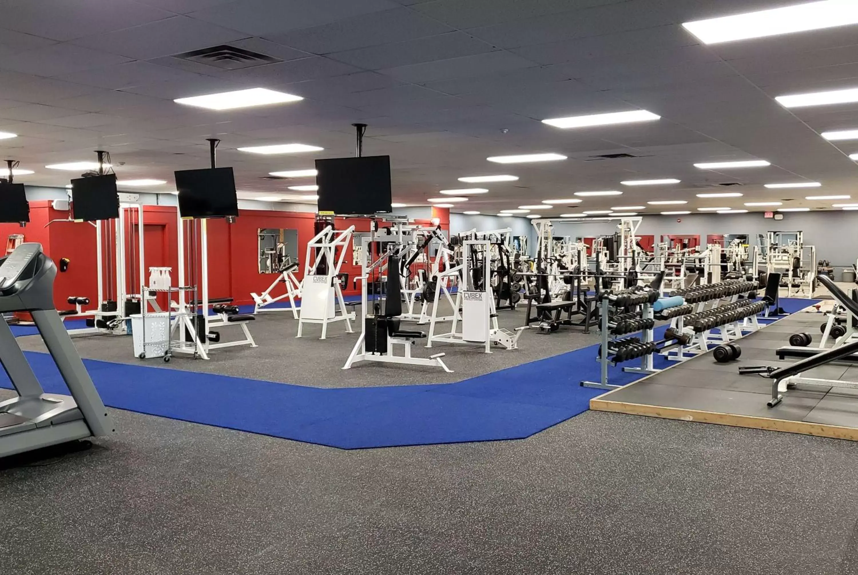 Fitness Center/Facilities in Travelodge by Wyndham Simcoe