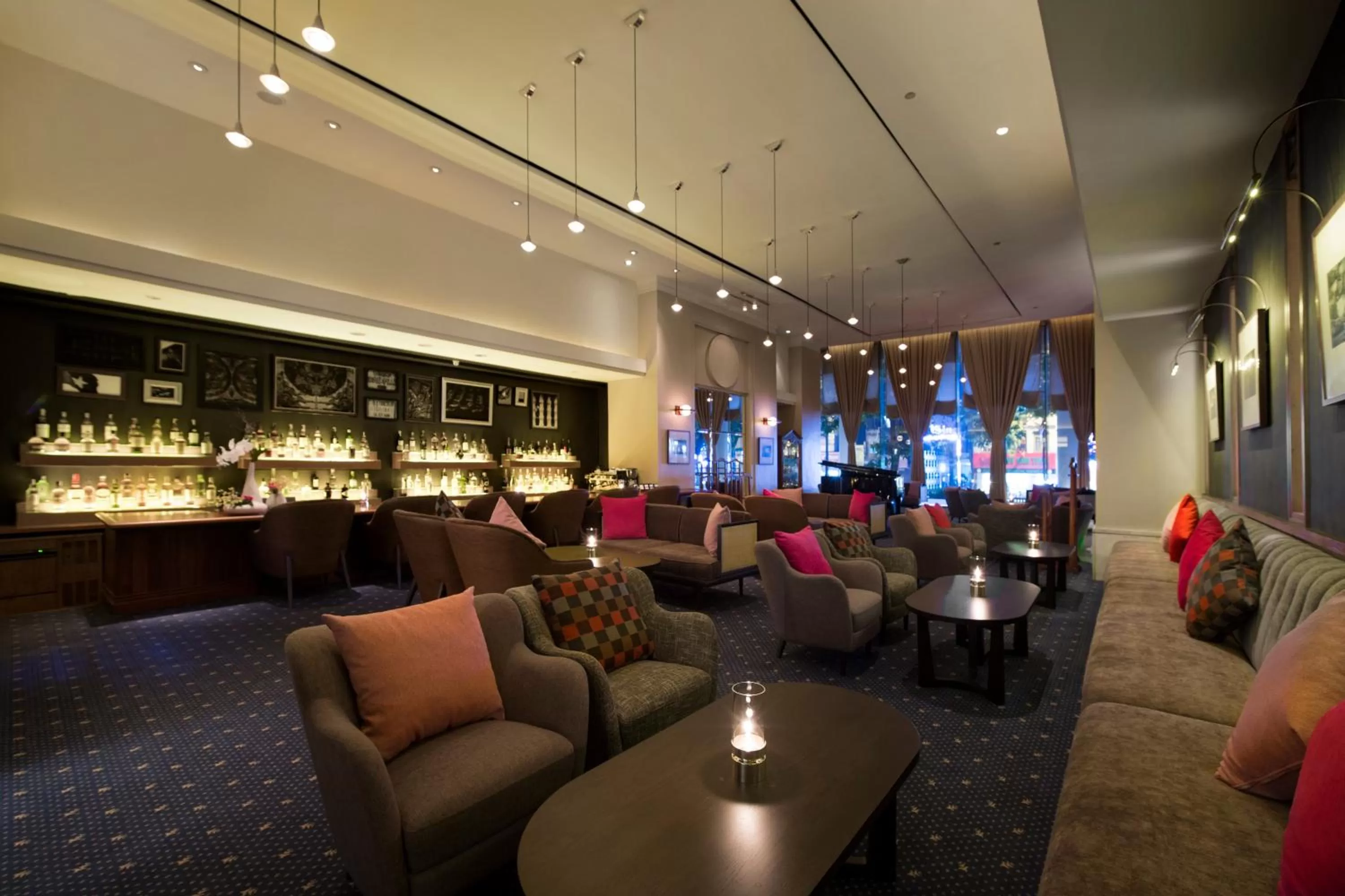 Lounge or bar in Hôtel du Parc Hanoï