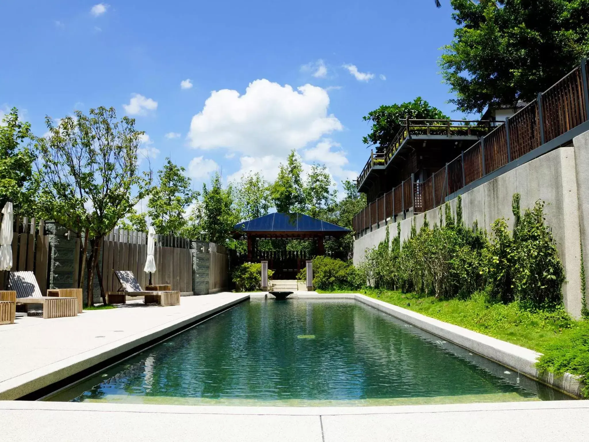 Swimming pool in Grand View Resort Beitou Swimming pool in Grand View Resort Beitou