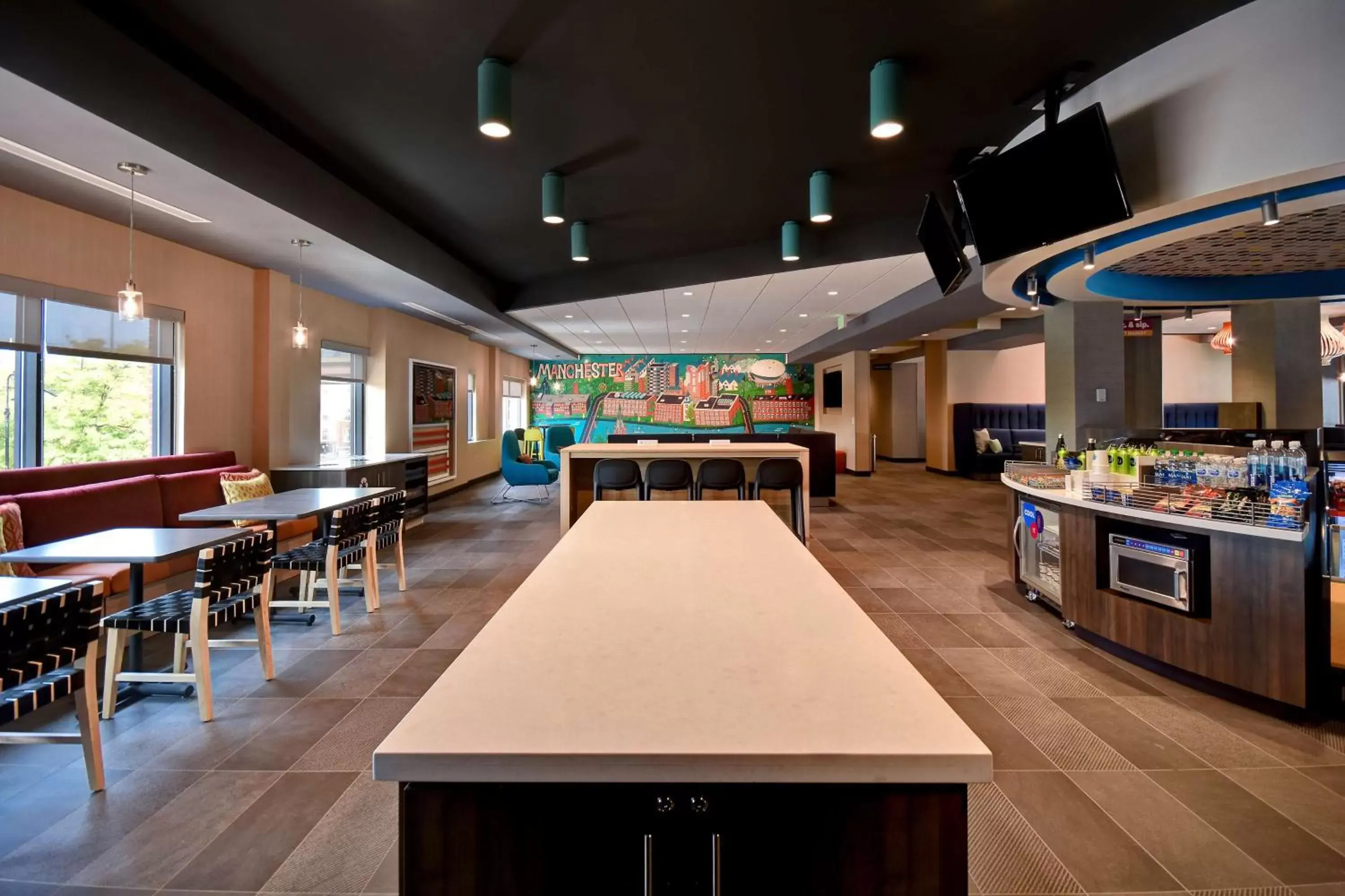 Breakfast in Tru By Hilton Manchester Downtown Breakfast in Tru By Hilton Manchester Downtown