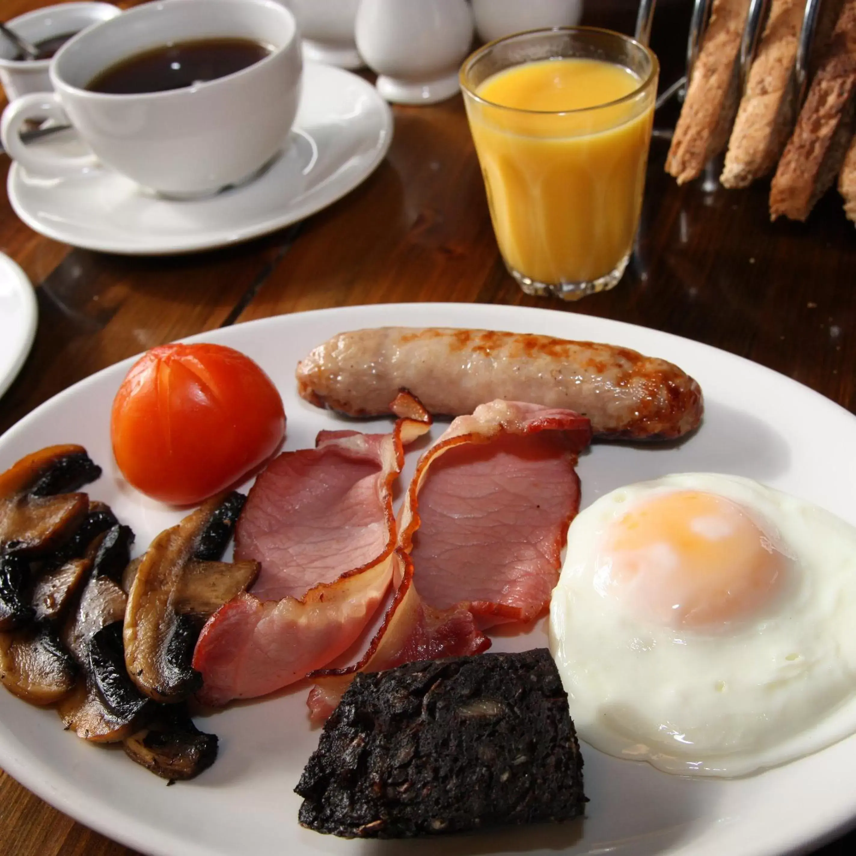 Breakfast, Food in Sibton White Horse Inn