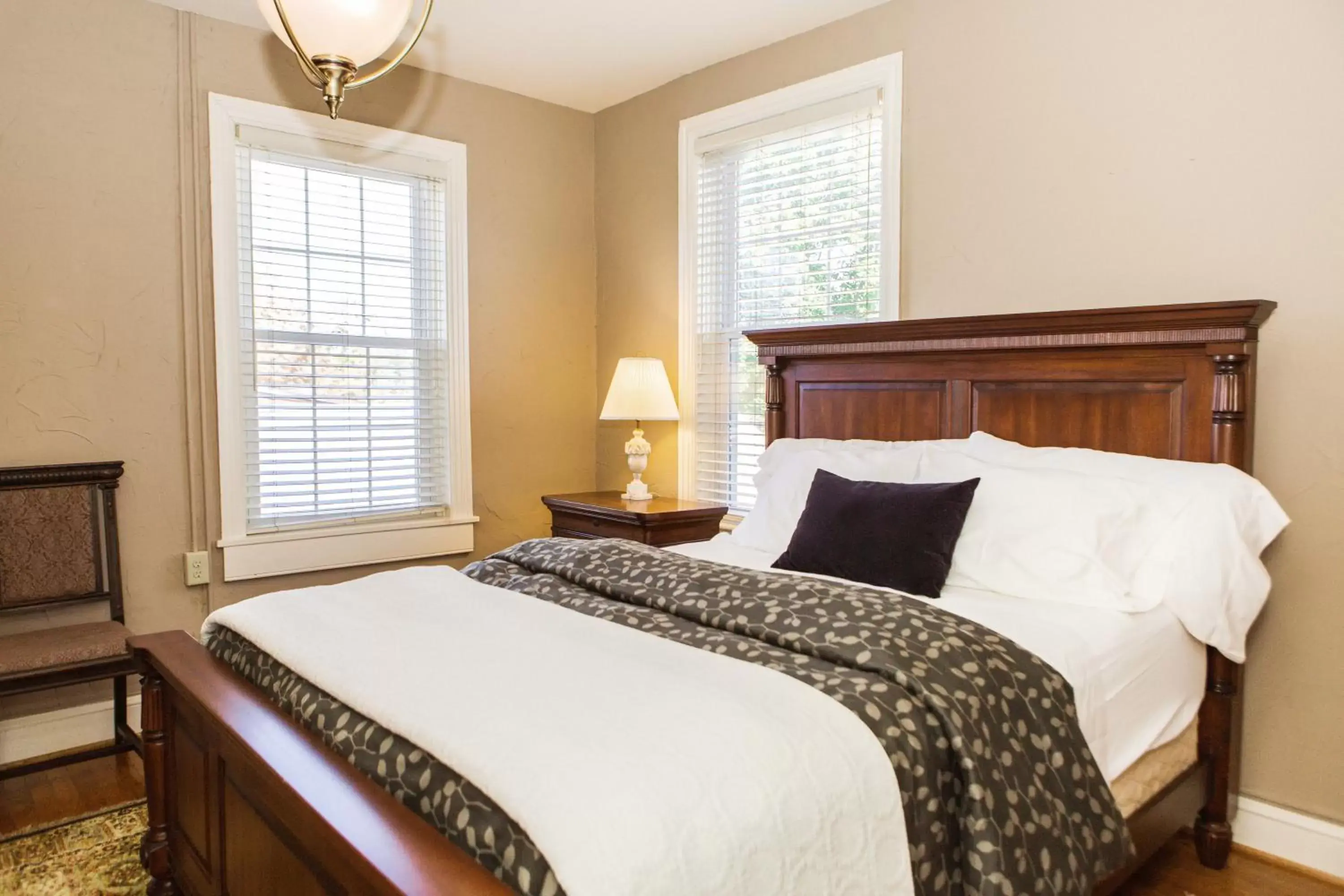 Bed in James Buchanan Hotel, Trademark Collection by Wyndham Bed in James Buchanan Hotel, Trademark Collection by Wyndham