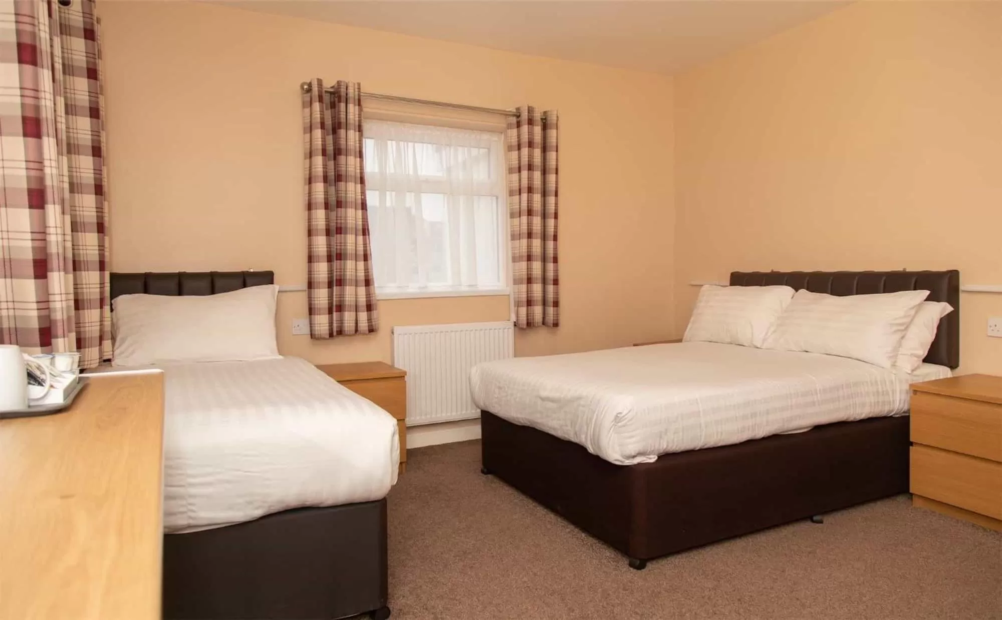 Bedroom, Bed in The Lawton