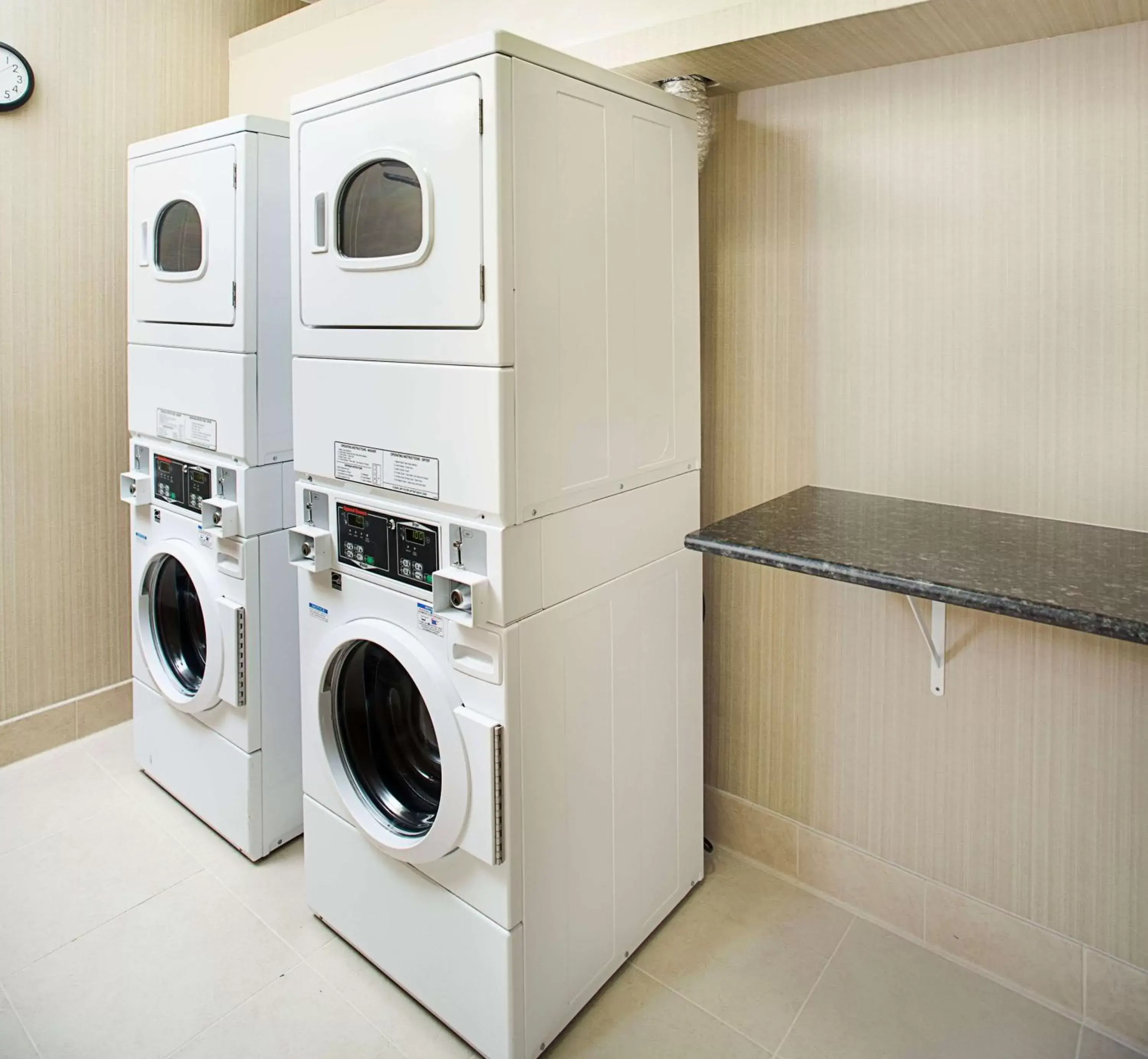 Property building, Bathroom in Hilton Garden Inn Colorado Springs