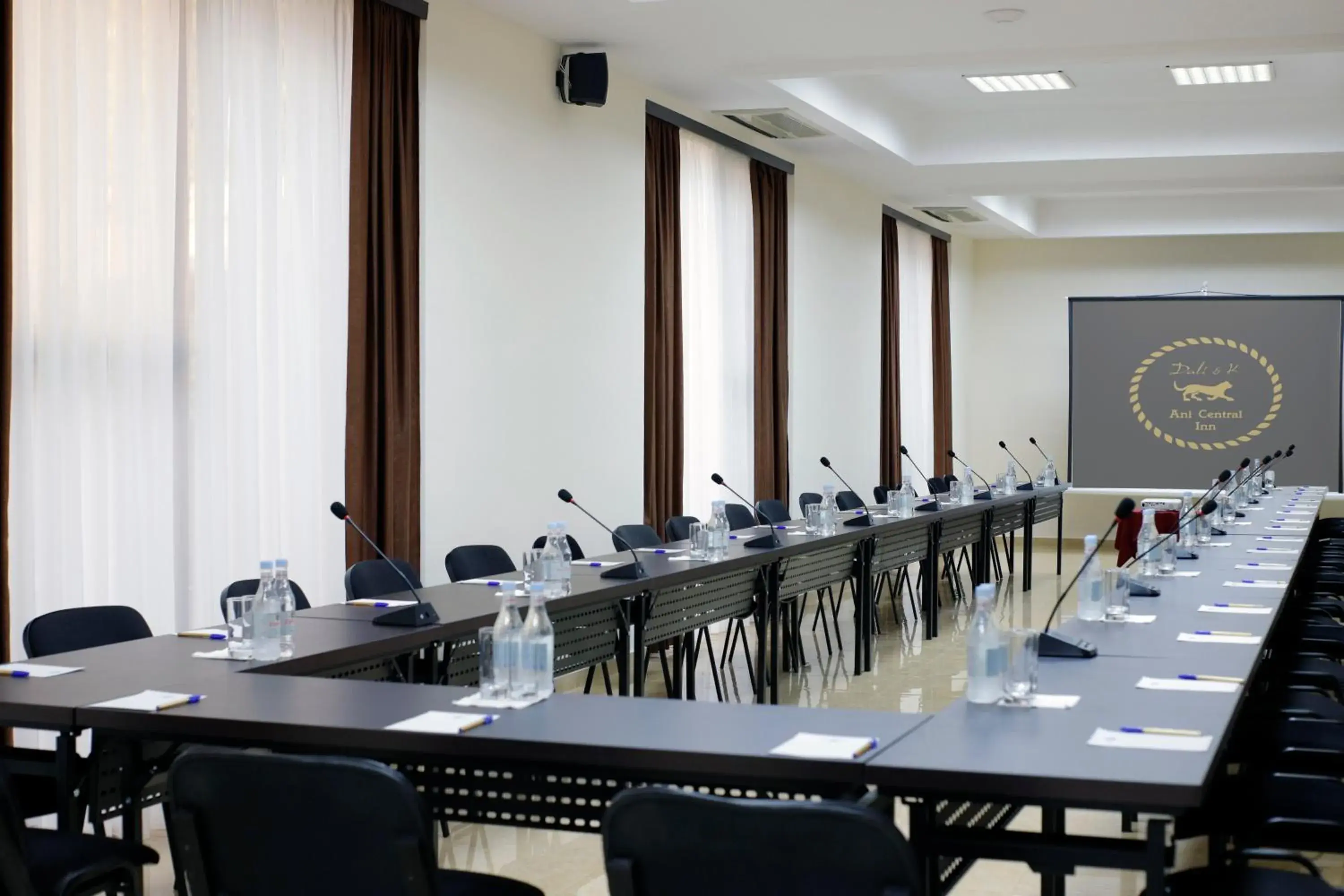 Meeting/conference room in Ani Central Inn