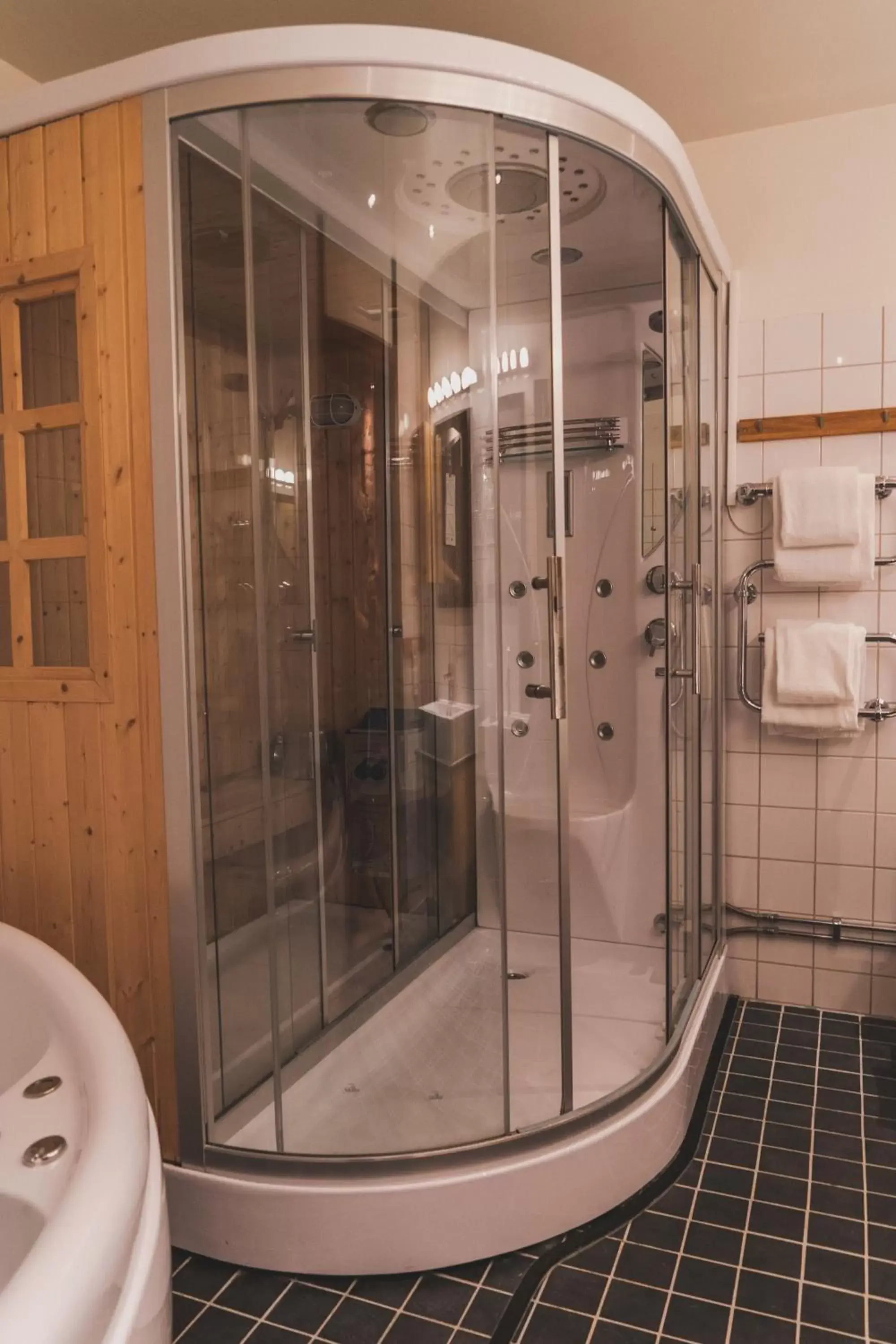 Bathroom in Best Western Hotel Arctic Eden